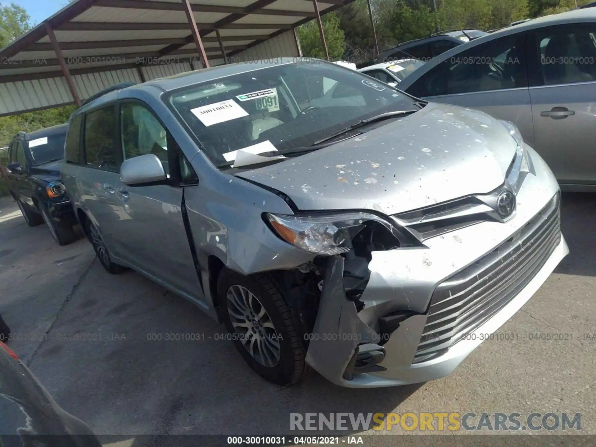 1 Photograph of a damaged car 5TDYZ3DC9LS053974 TOYOTA SIENNA 2020