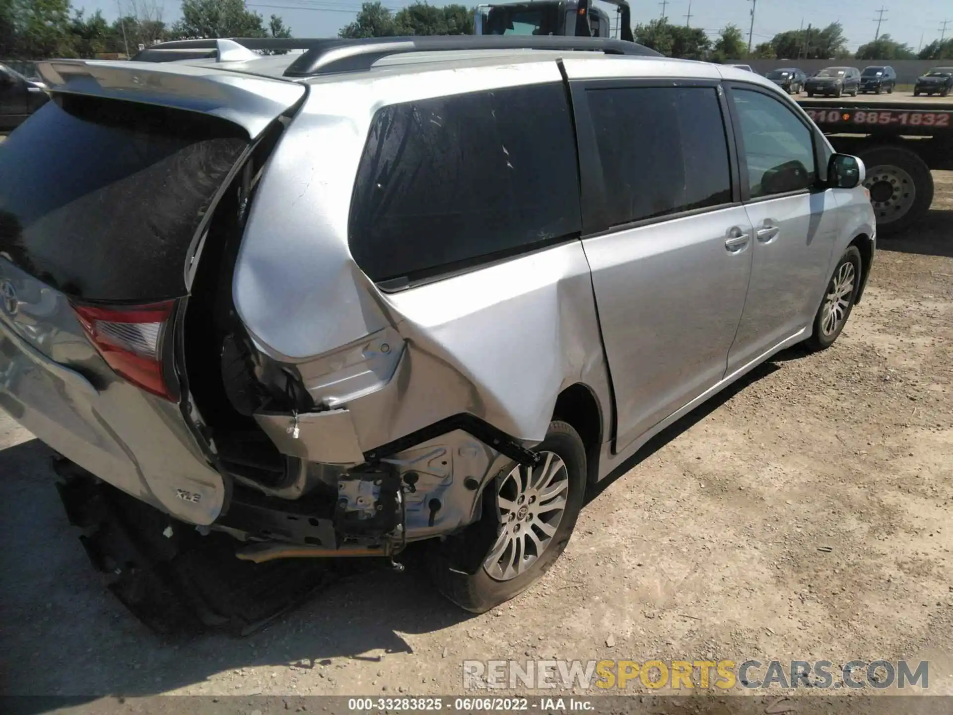 4 Фотография поврежденного автомобиля 5TDYZ3DC9LS064926 TOYOTA SIENNA 2020