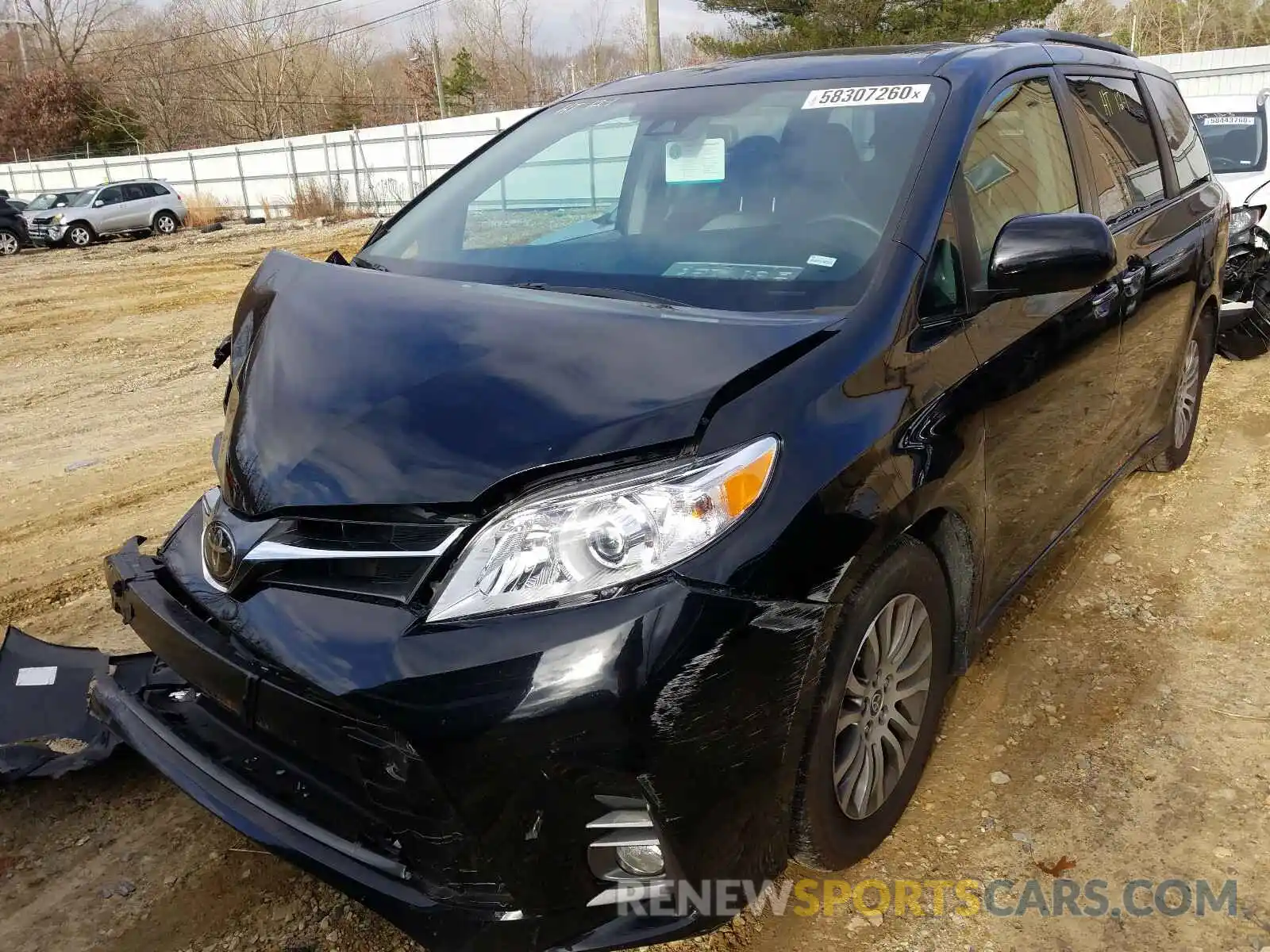 2 Photograph of a damaged car 5TDYZ3DC9LS067180 TOYOTA SIENNA 2020