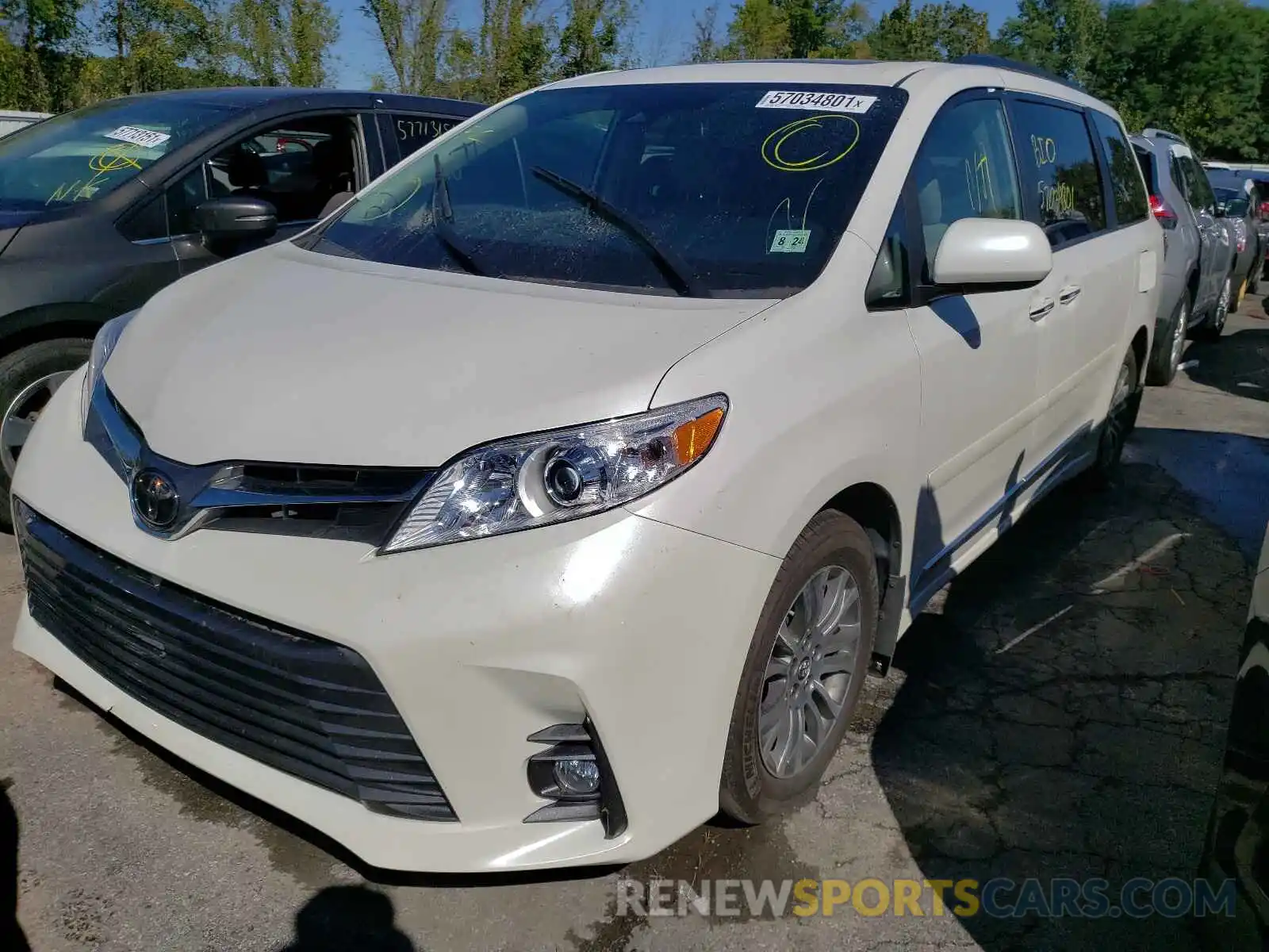 2 Фотография поврежденного автомобиля 5TDYZ3DCXLS021244 TOYOTA SIENNA 2020