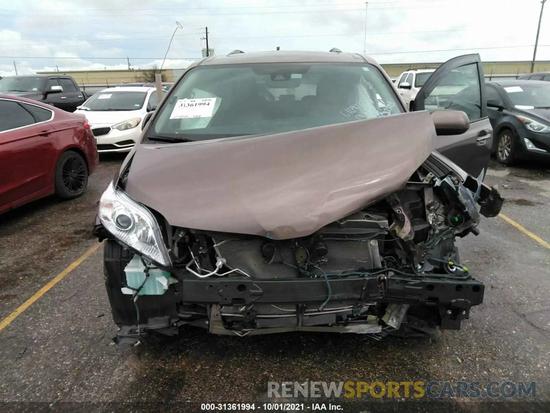 6 Photograph of a damaged car 5TDYZ3DCXLS032759 TOYOTA SIENNA 2020