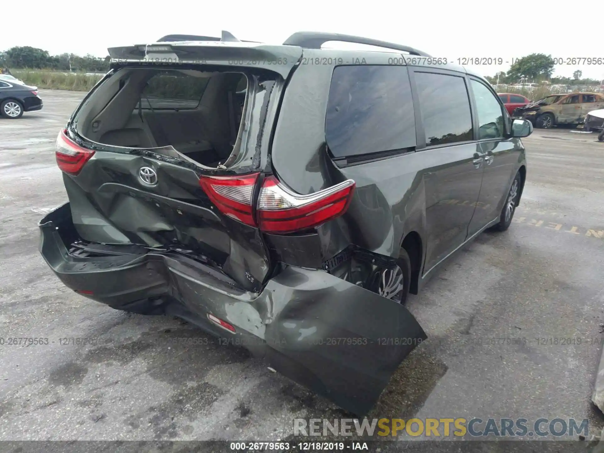 4 Фотография поврежденного автомобиля 5TDYZ3DCXLS035869 TOYOTA SIENNA 2020