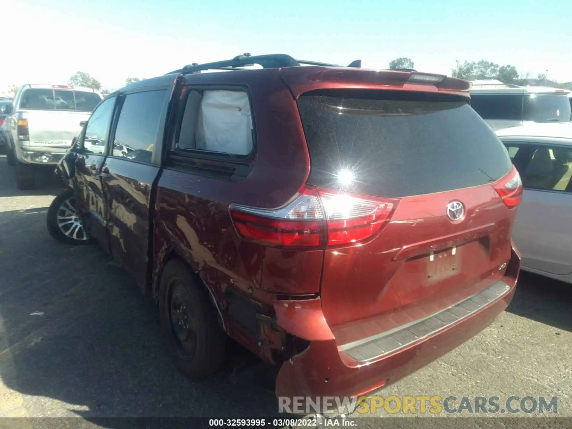 3 Фотография поврежденного автомобиля 5TDYZ3DCXLS041770 TOYOTA SIENNA 2020