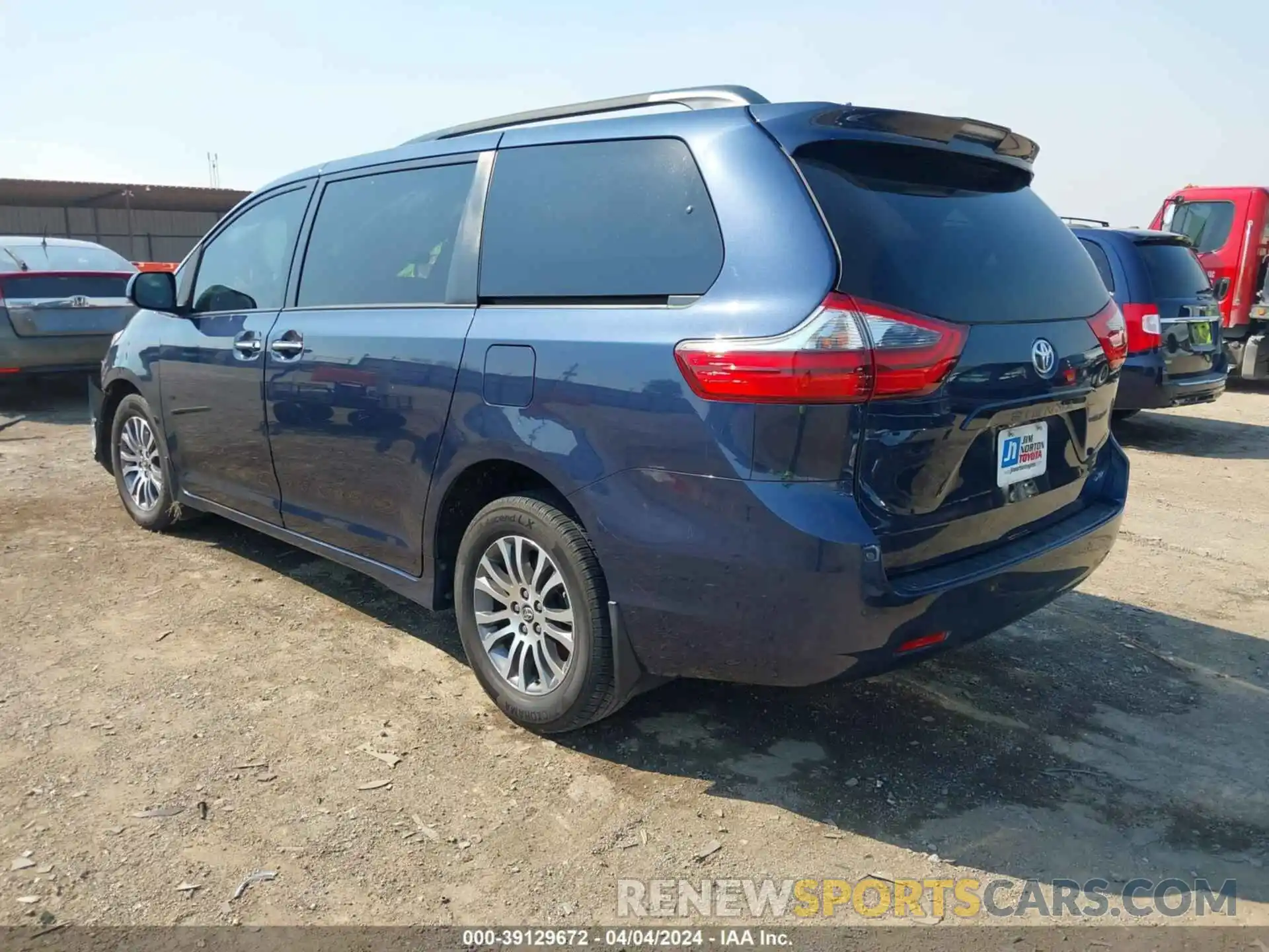 3 Фотография поврежденного автомобиля 5TDYZ3DCXLS042899 TOYOTA SIENNA 2020