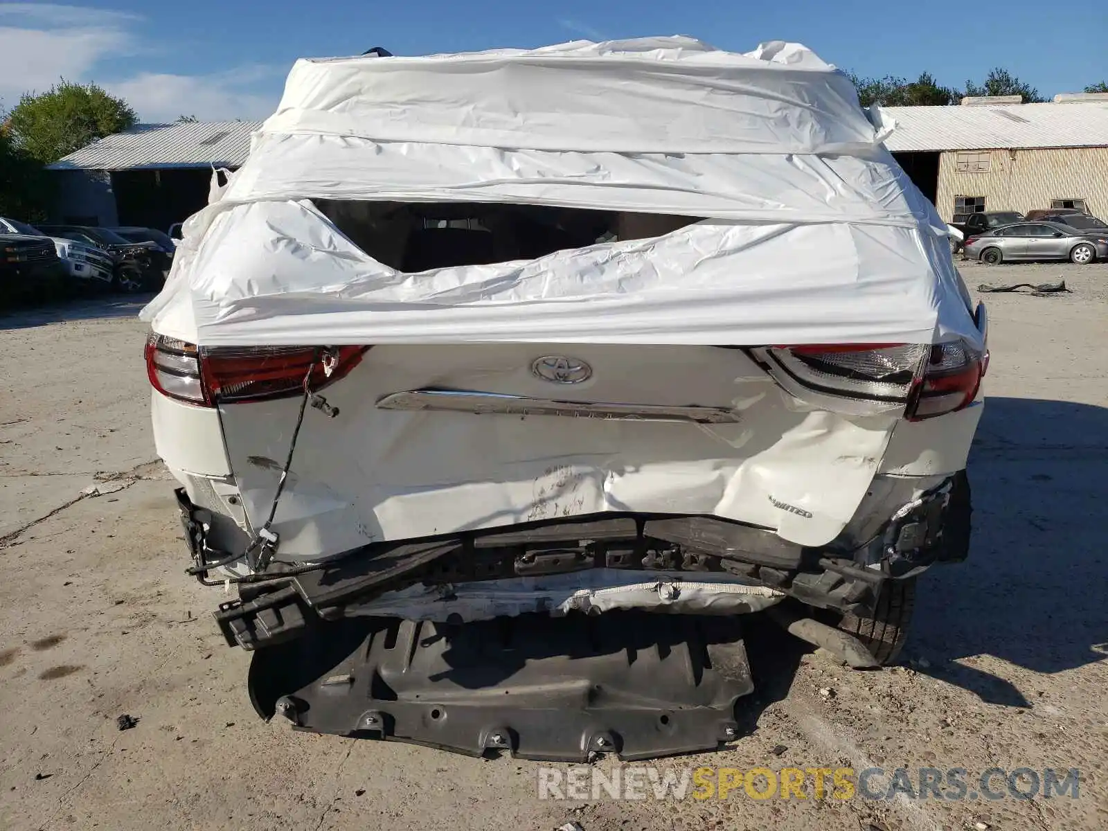 9 Photograph of a damaged car 5TDYZ3DCXLS047455 TOYOTA SIENNA 2020