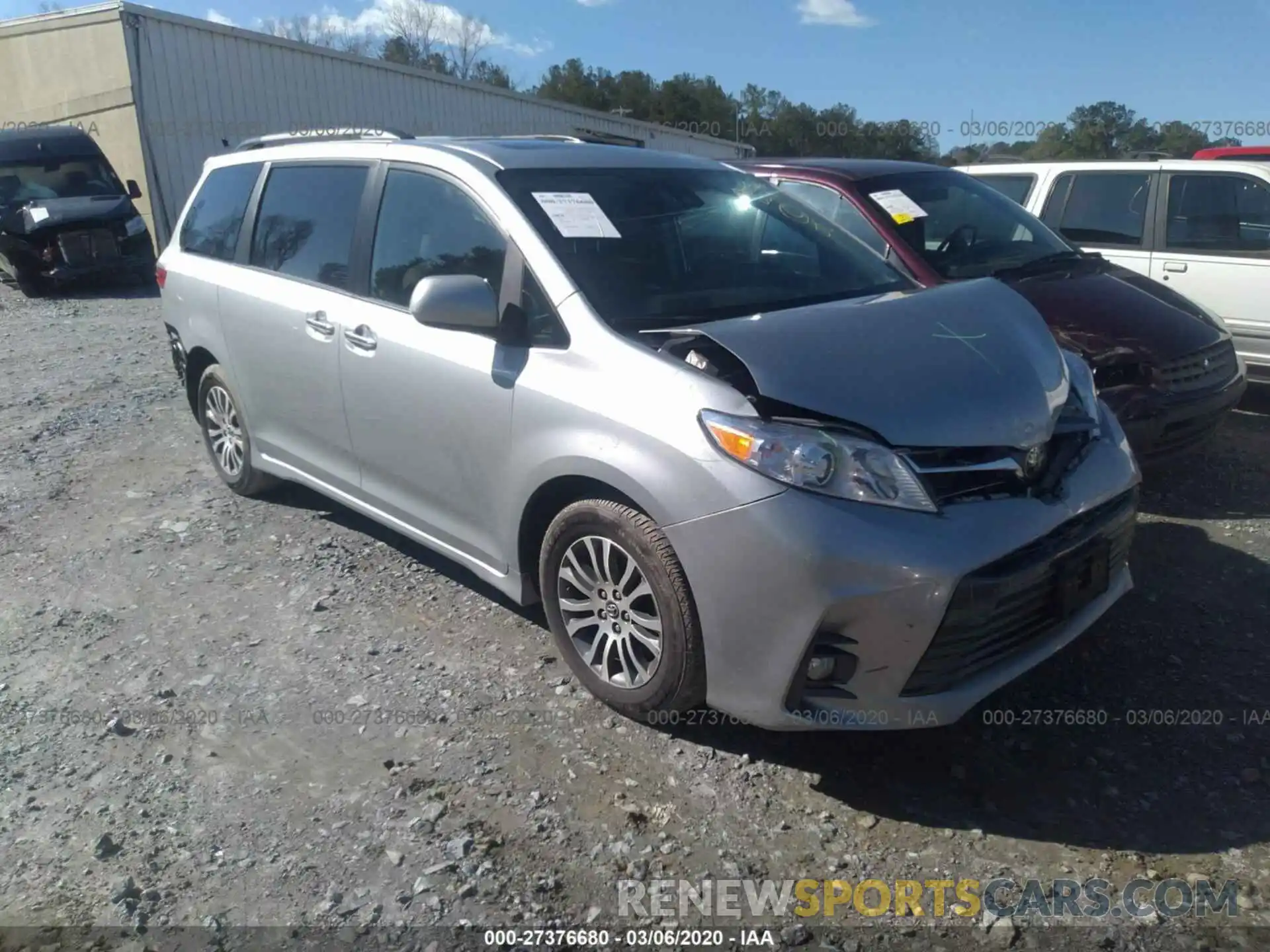 1 Photograph of a damaged car 5TDYZ3DCXLS054566 TOYOTA SIENNA 2020