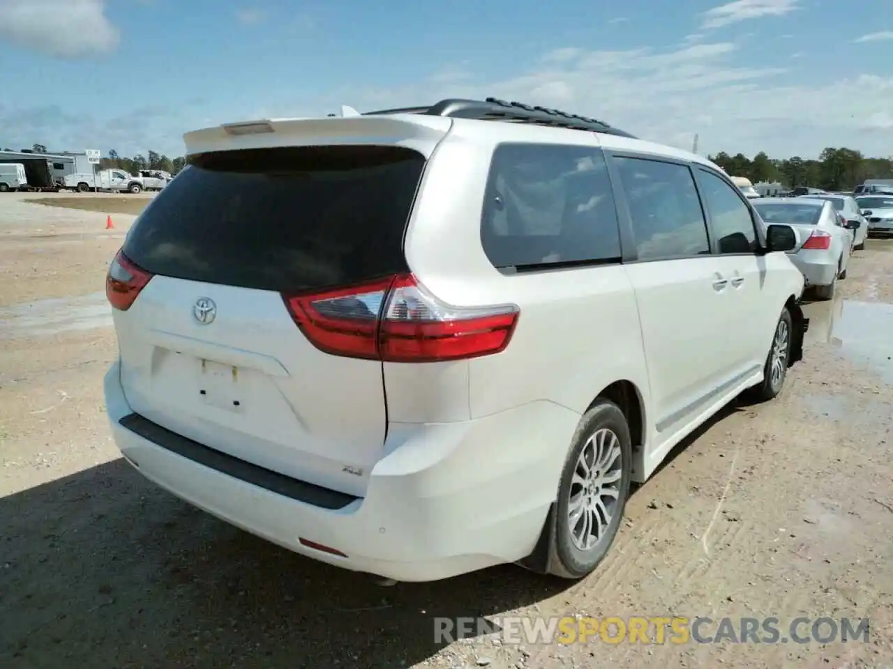 4 Фотография поврежденного автомобиля 5TDYZ3DCXLS055443 TOYOTA SIENNA 2020