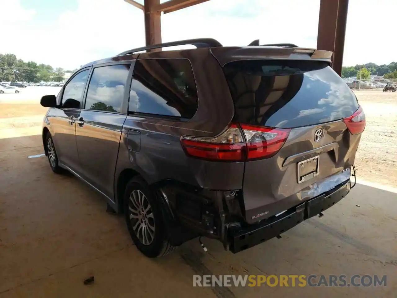 3 Photograph of a damaged car 5TDYZ3DCXLS058679 TOYOTA SIENNA 2020