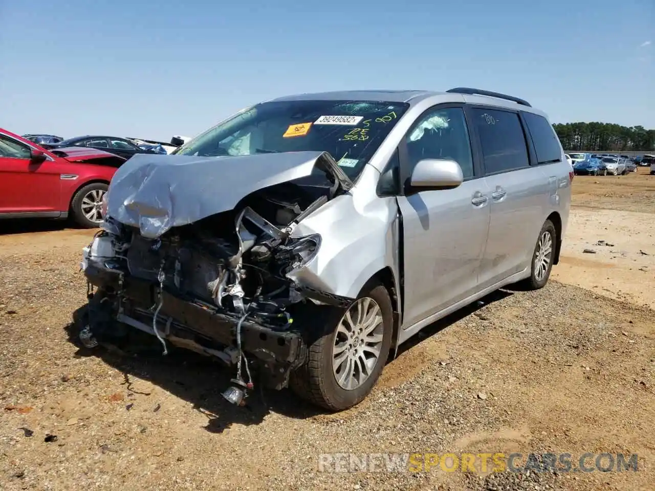 2 Photograph of a damaged car 5TDYZ3DCXLS065907 TOYOTA SIENNA 2020