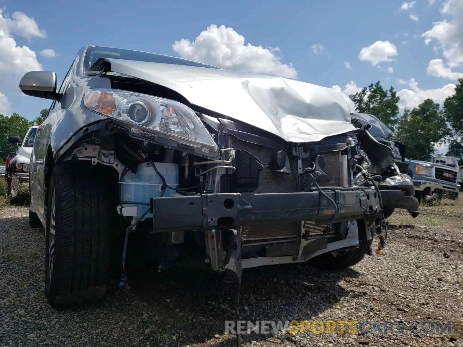 9 Photograph of a damaged car 5TDYZ3DCXLS068161 TOYOTA SIENNA 2020