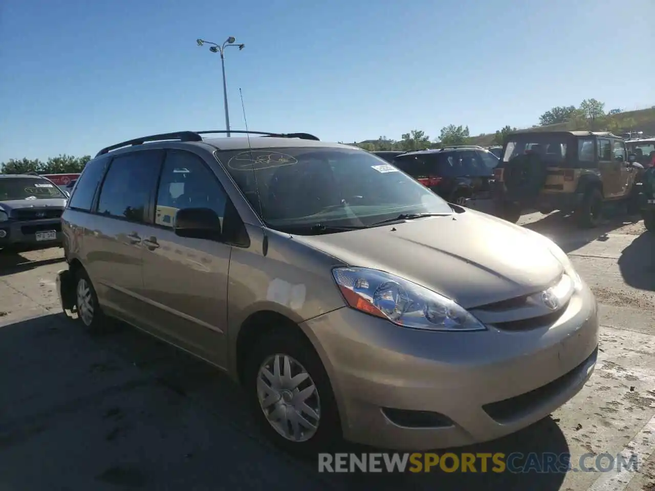 1 Photograph of a damaged car 5TDZA23C26S430897 TOYOTA SIENNA 2020