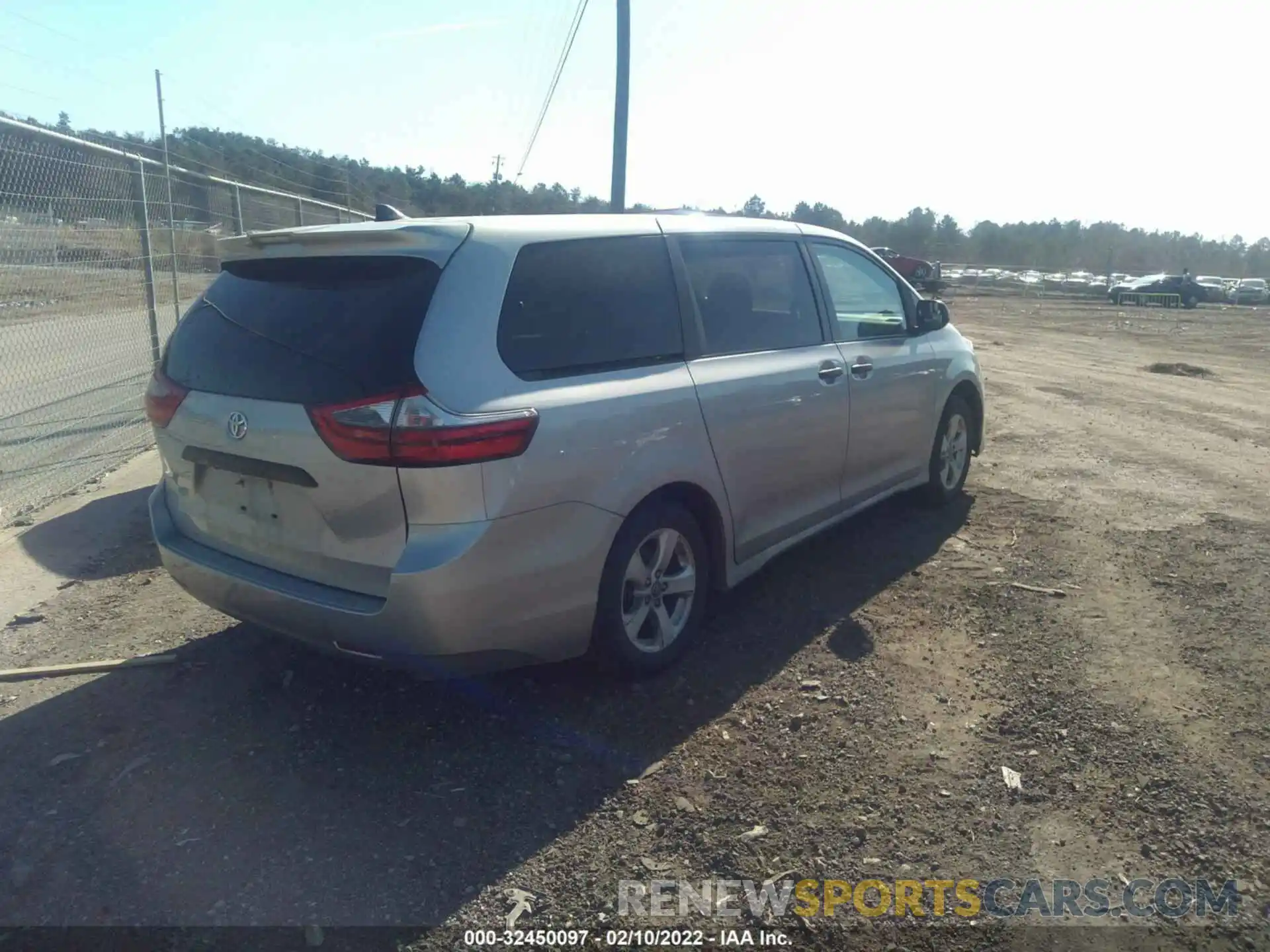 4 Фотография поврежденного автомобиля 5TDZZ3DC0LS030734 TOYOTA SIENNA 2020