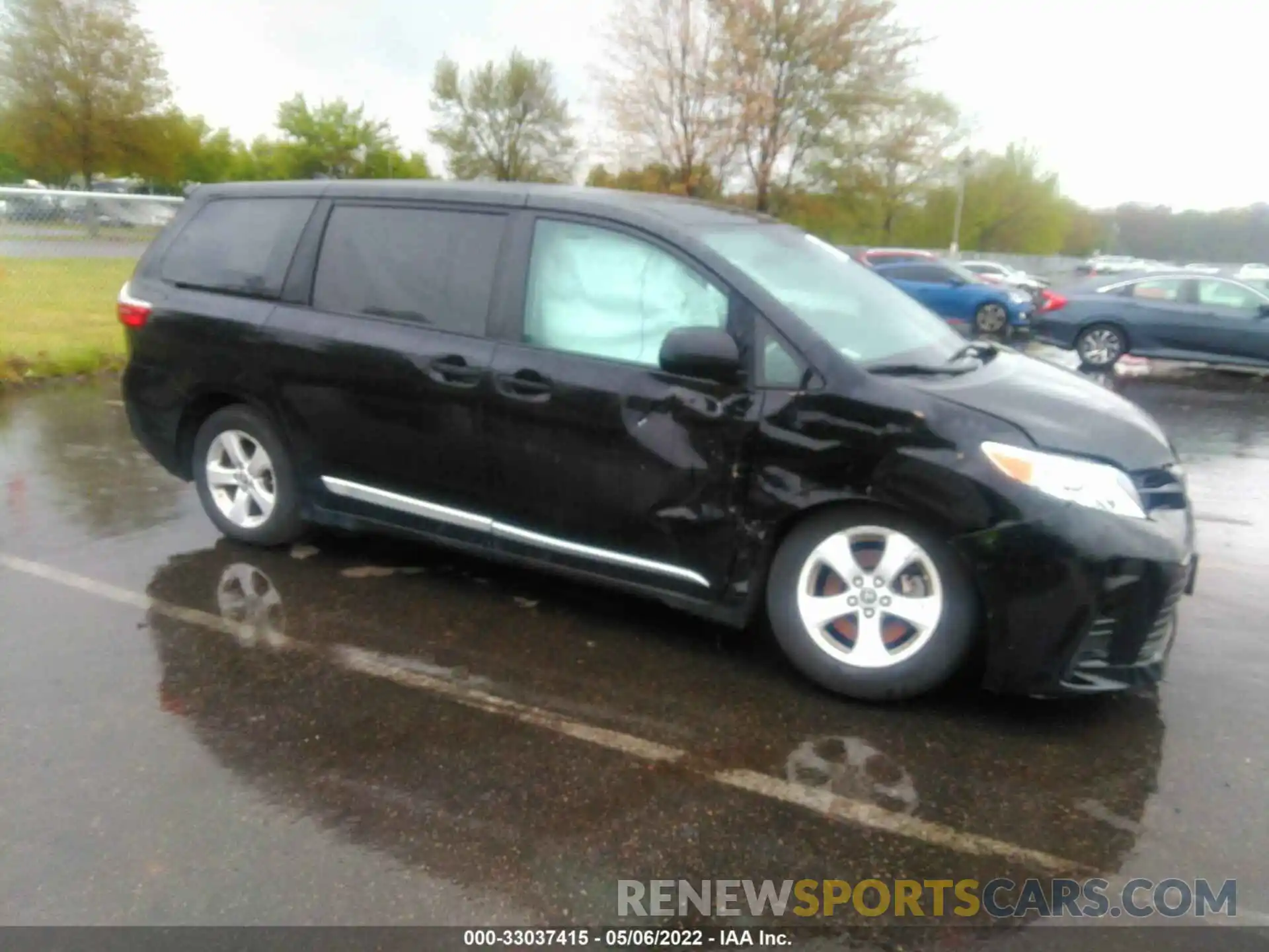 6 Photograph of a damaged car 5TDZZ3DC0LS032404 TOYOTA SIENNA 2020