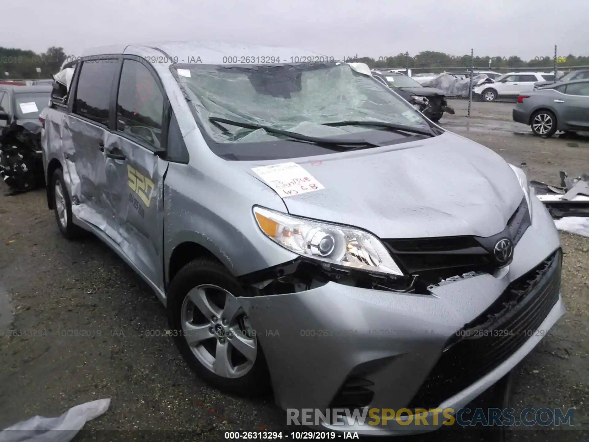 1 Photograph of a damaged car 5TDZZ3DC2LS024479 TOYOTA SIENNA 2020