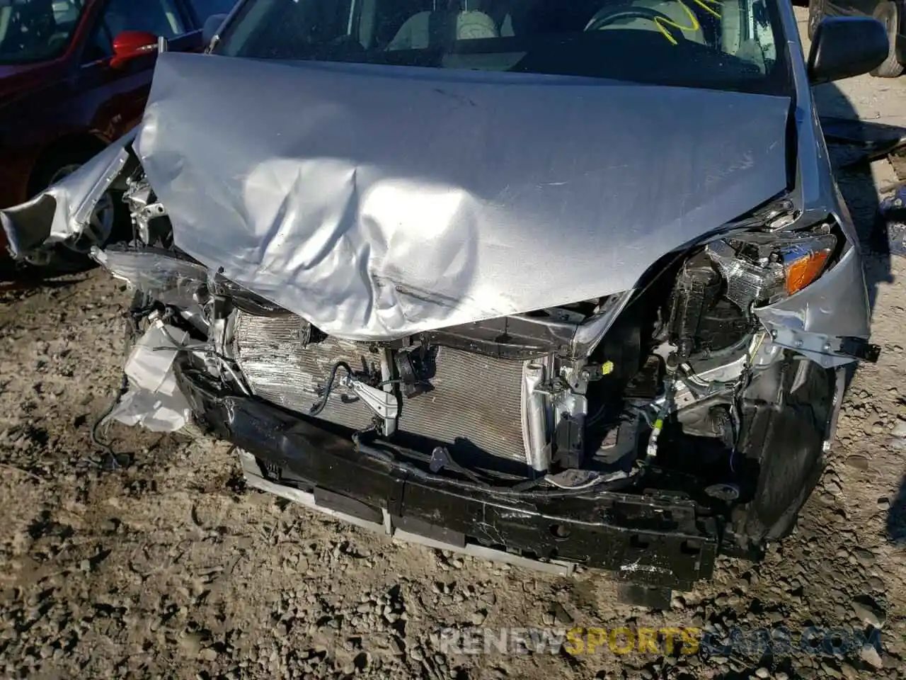 7 Photograph of a damaged car 5TDZZ3DC3LS045700 TOYOTA SIENNA 2020