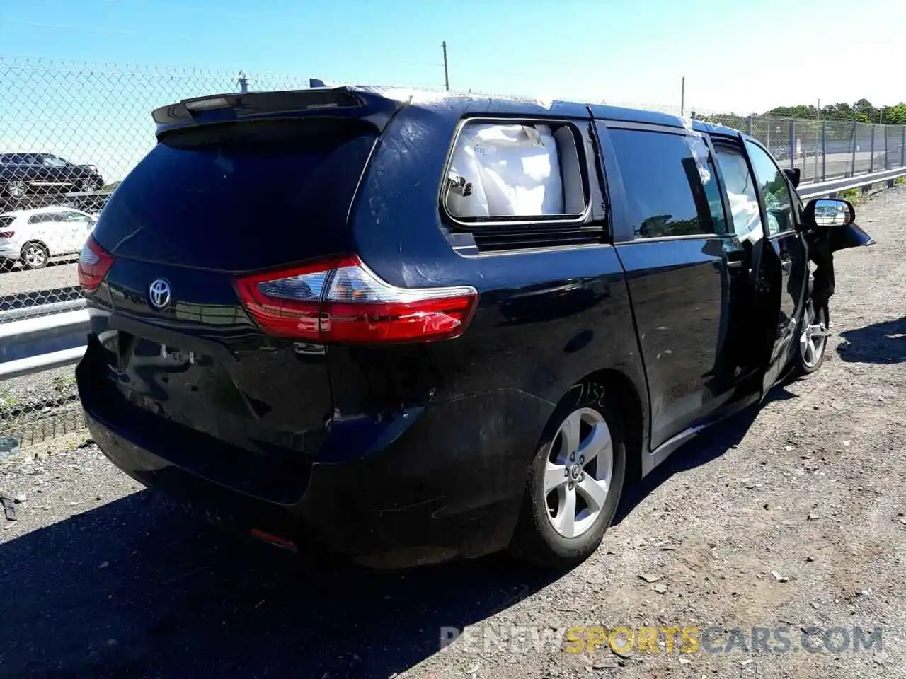 4 Фотография поврежденного автомобиля 5TDZZ3DC3LS078695 TOYOTA SIENNA 2020