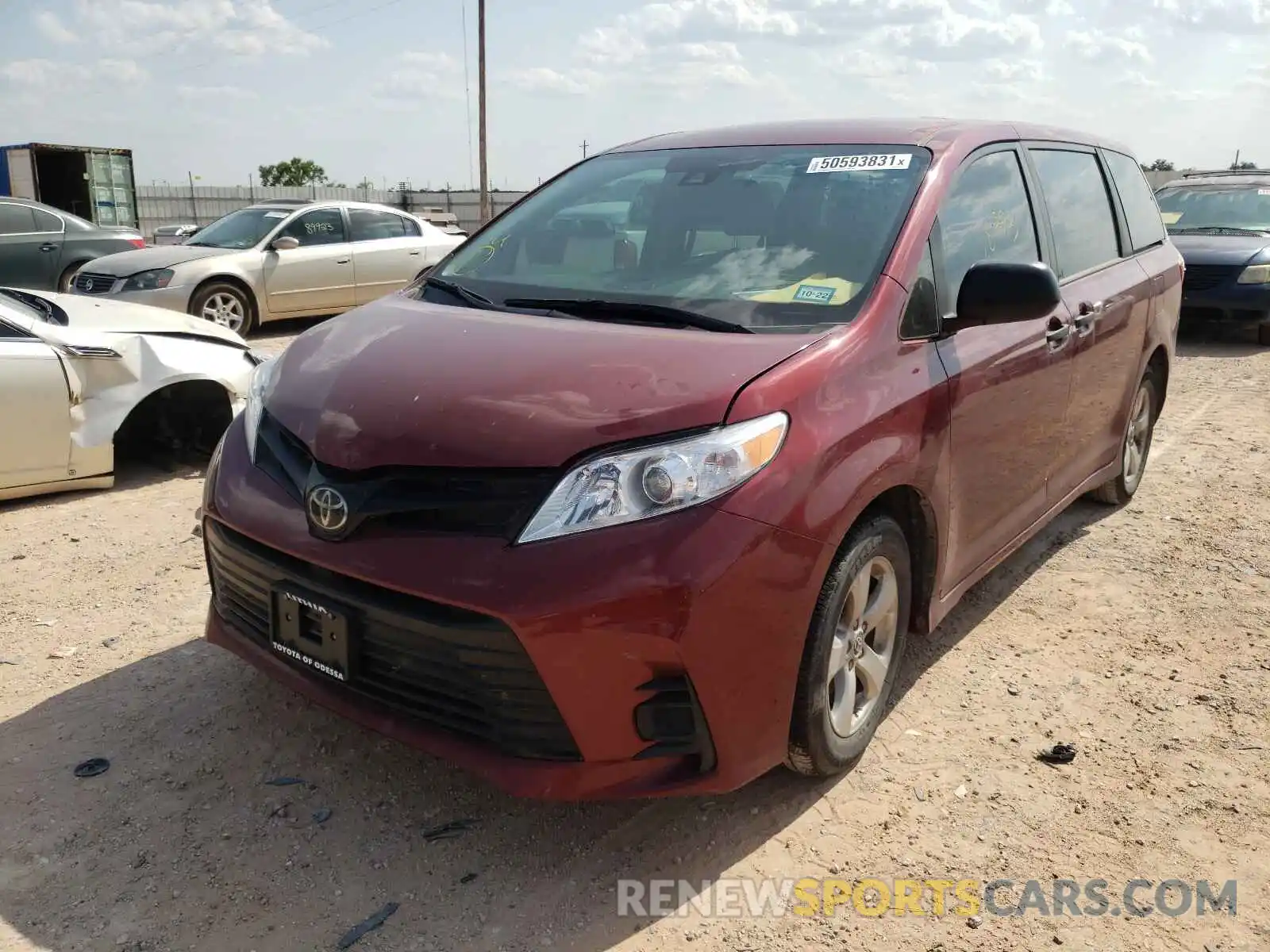 2 Photograph of a damaged car 5TDZZ3DC3LS081161 TOYOTA SIENNA 2020