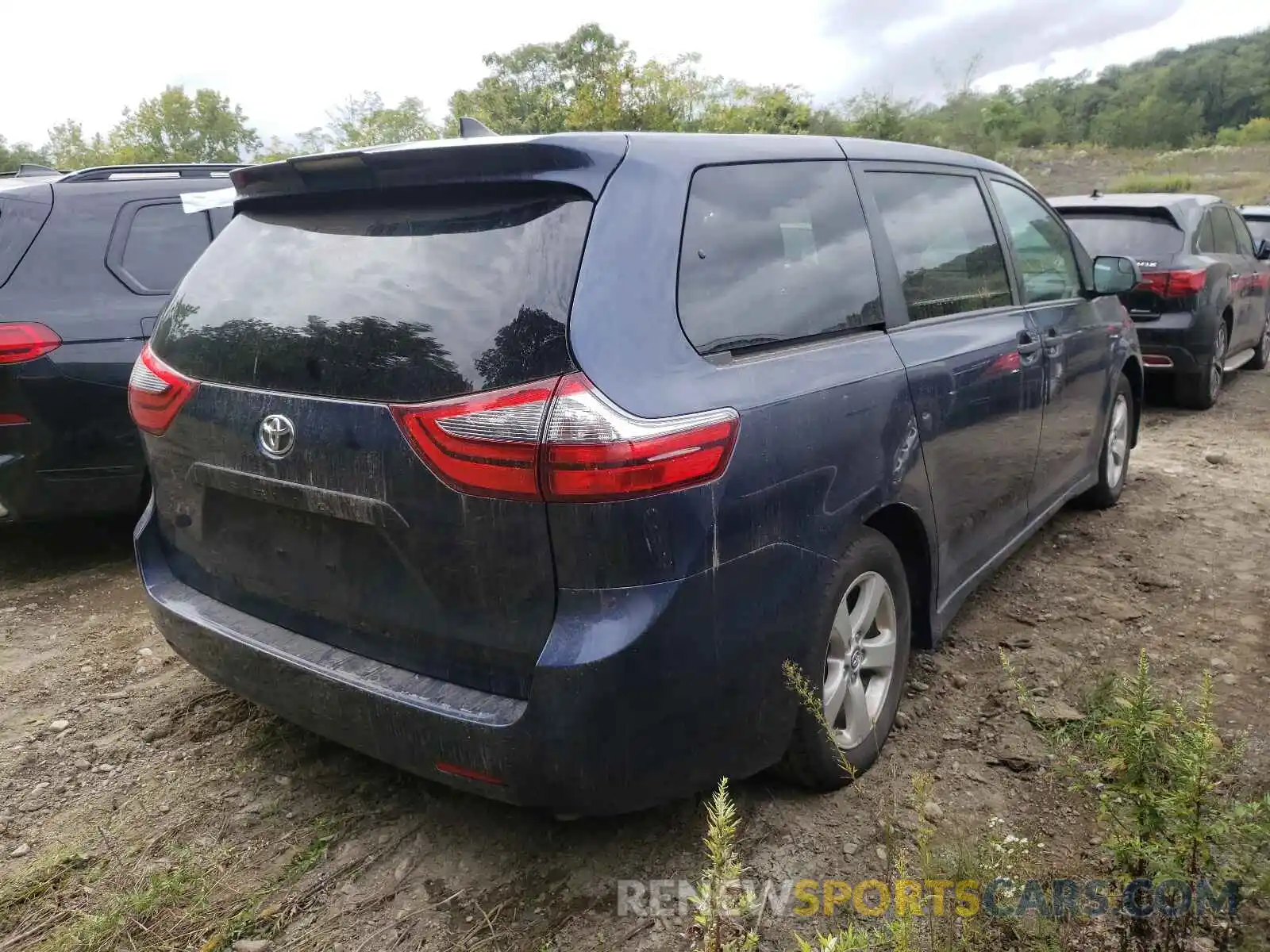 4 Фотография поврежденного автомобиля 5TDZZ3DC5LS022631 TOYOTA SIENNA 2020