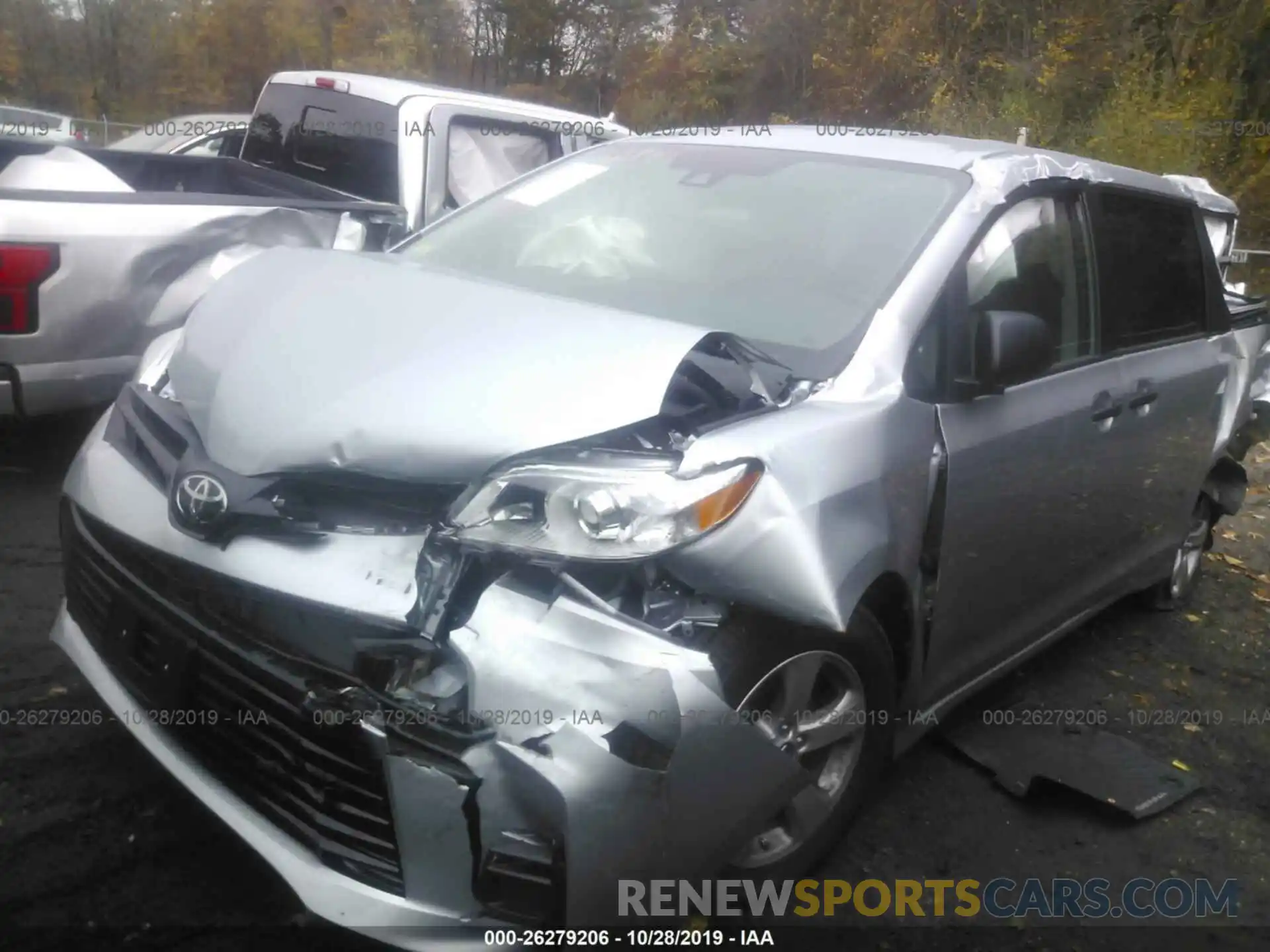 2 Photograph of a damaged car 5TDZZ3DC5LS033807 TOYOTA SIENNA 2020