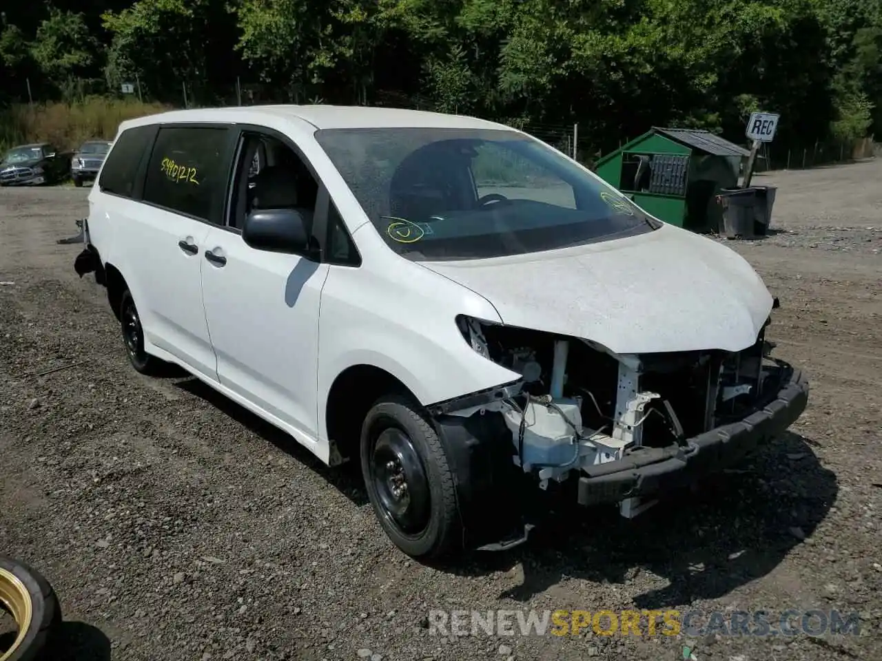 1 Photograph of a damaged car 5TDZZ3DC5LS034682 TOYOTA SIENNA 2020