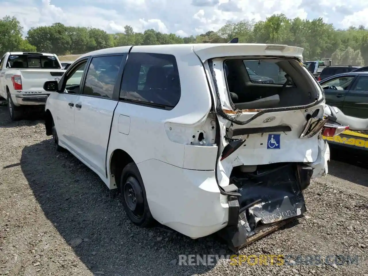 3 Photograph of a damaged car 5TDZZ3DC5LS034682 TOYOTA SIENNA 2020