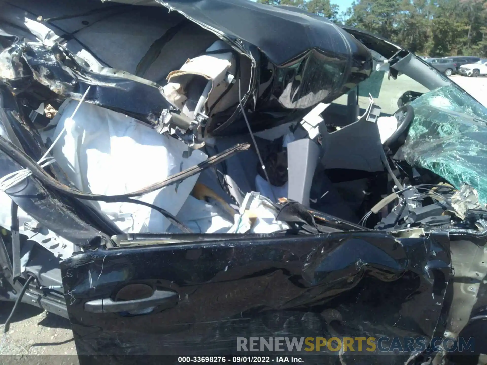 5 Photograph of a damaged car 5TDZZ3DC5LS056374 TOYOTA SIENNA 2020