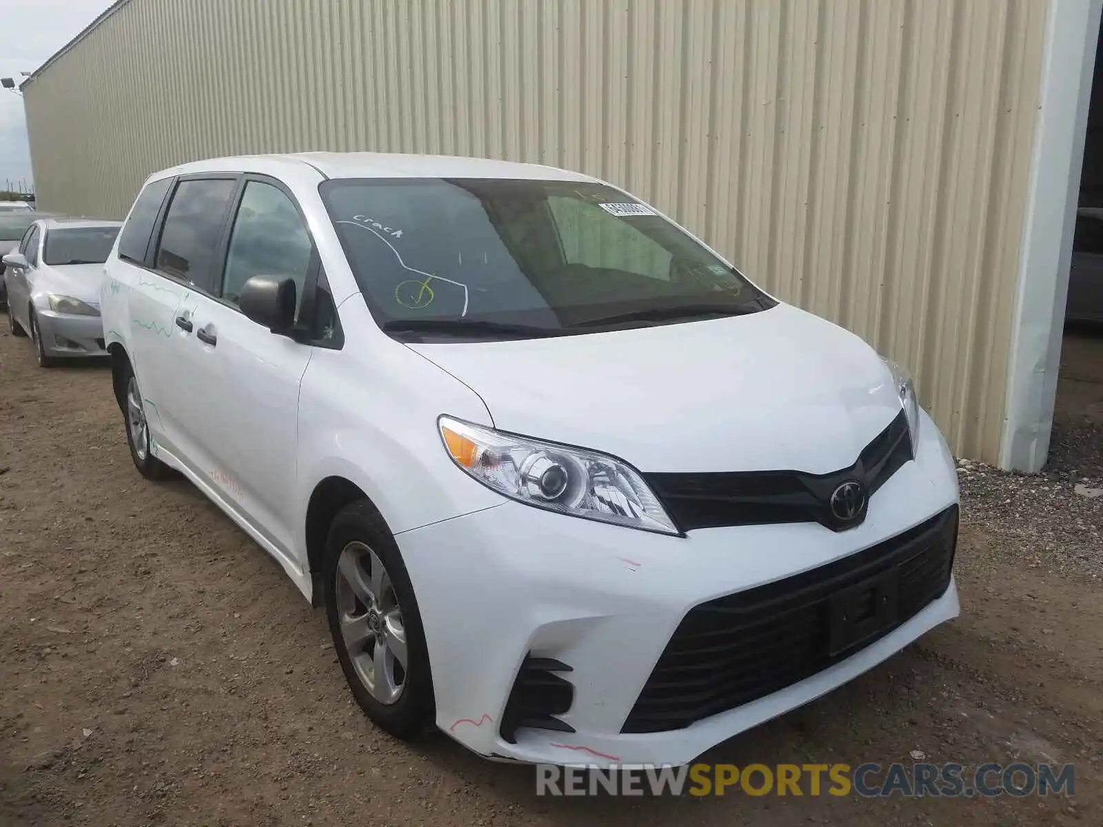 1 Photograph of a damaged car 5TDZZ3DC6LS025635 TOYOTA SIENNA 2020