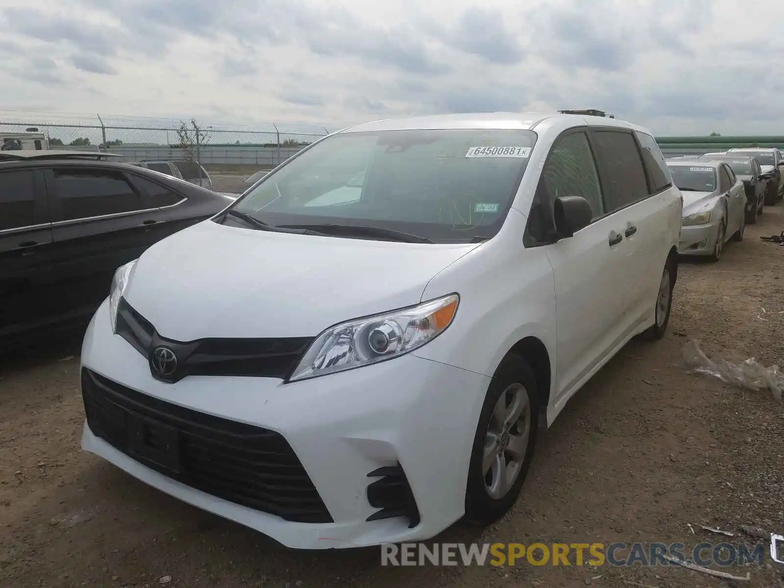 2 Photograph of a damaged car 5TDZZ3DC6LS025635 TOYOTA SIENNA 2020