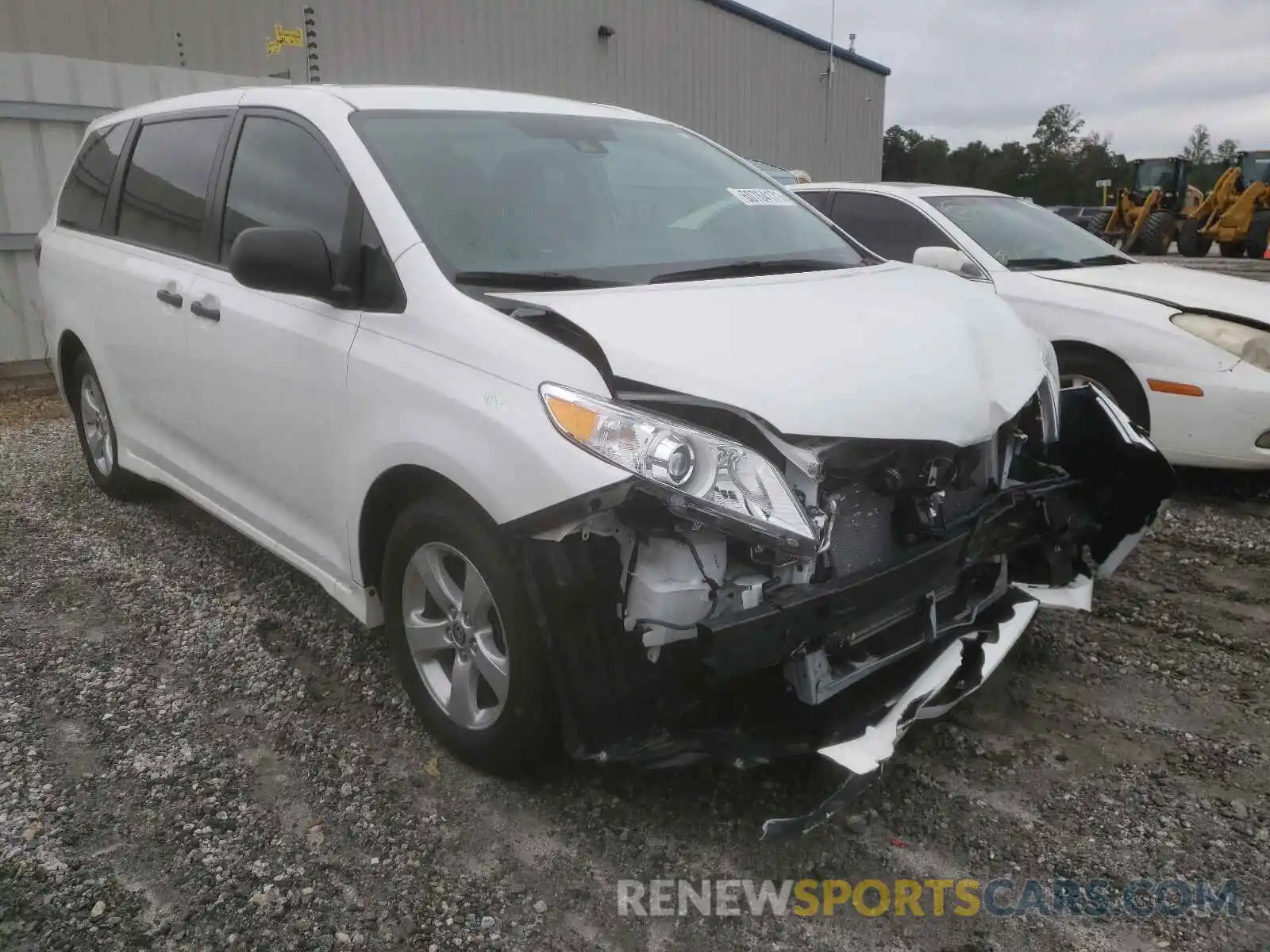 1 Photograph of a damaged car 5TDZZ3DC6LS079940 TOYOTA SIENNA 2020