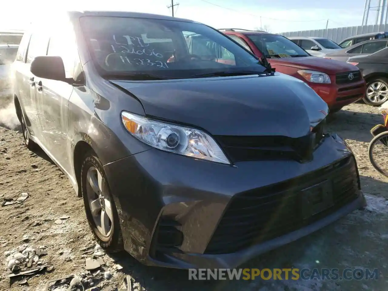 1 Photograph of a damaged car 5TDZZ3DC7LS023649 TOYOTA SIENNA 2020