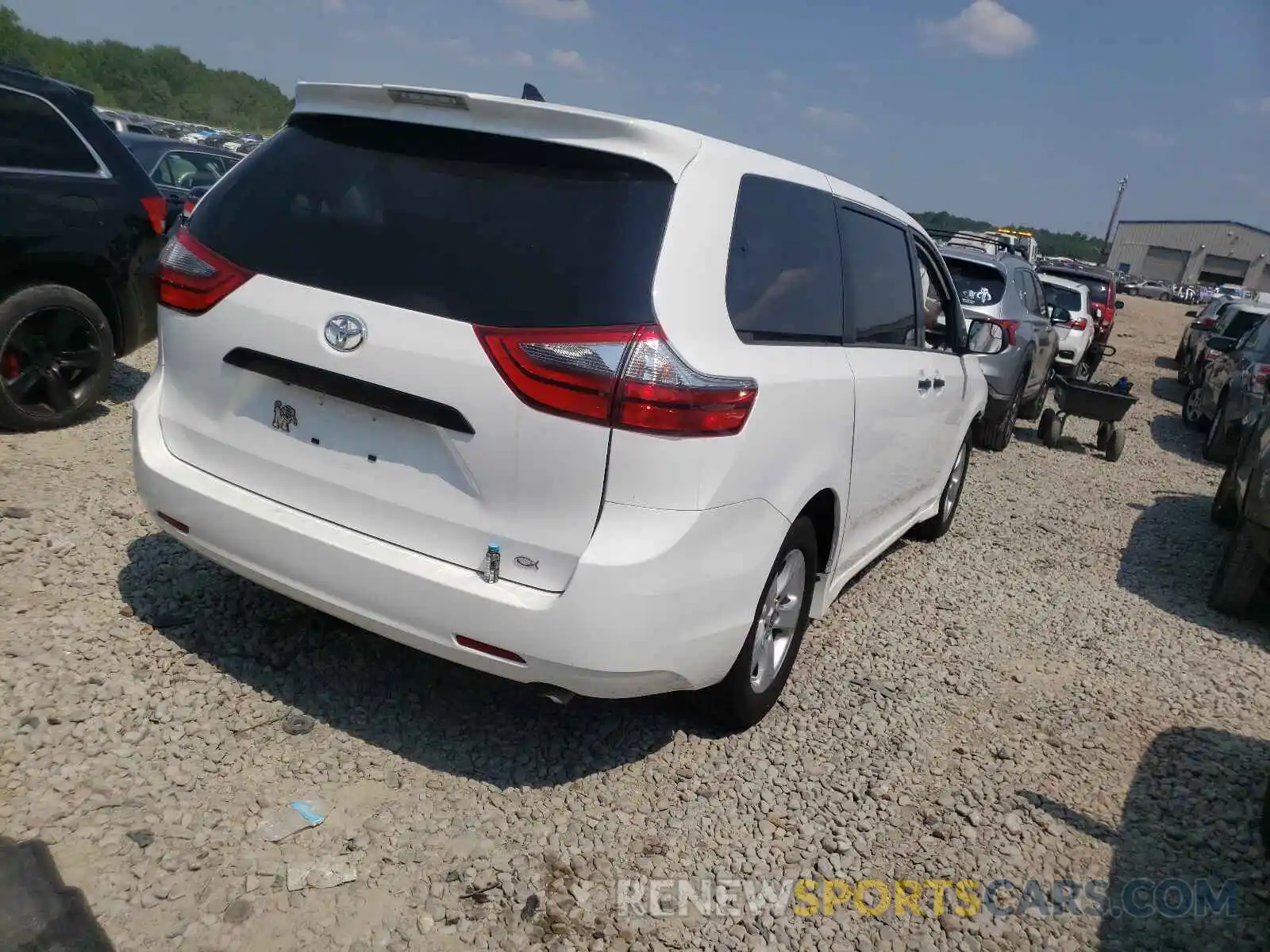 4 Фотография поврежденного автомобиля 5TDZZ3DC7LS068736 TOYOTA SIENNA 2020