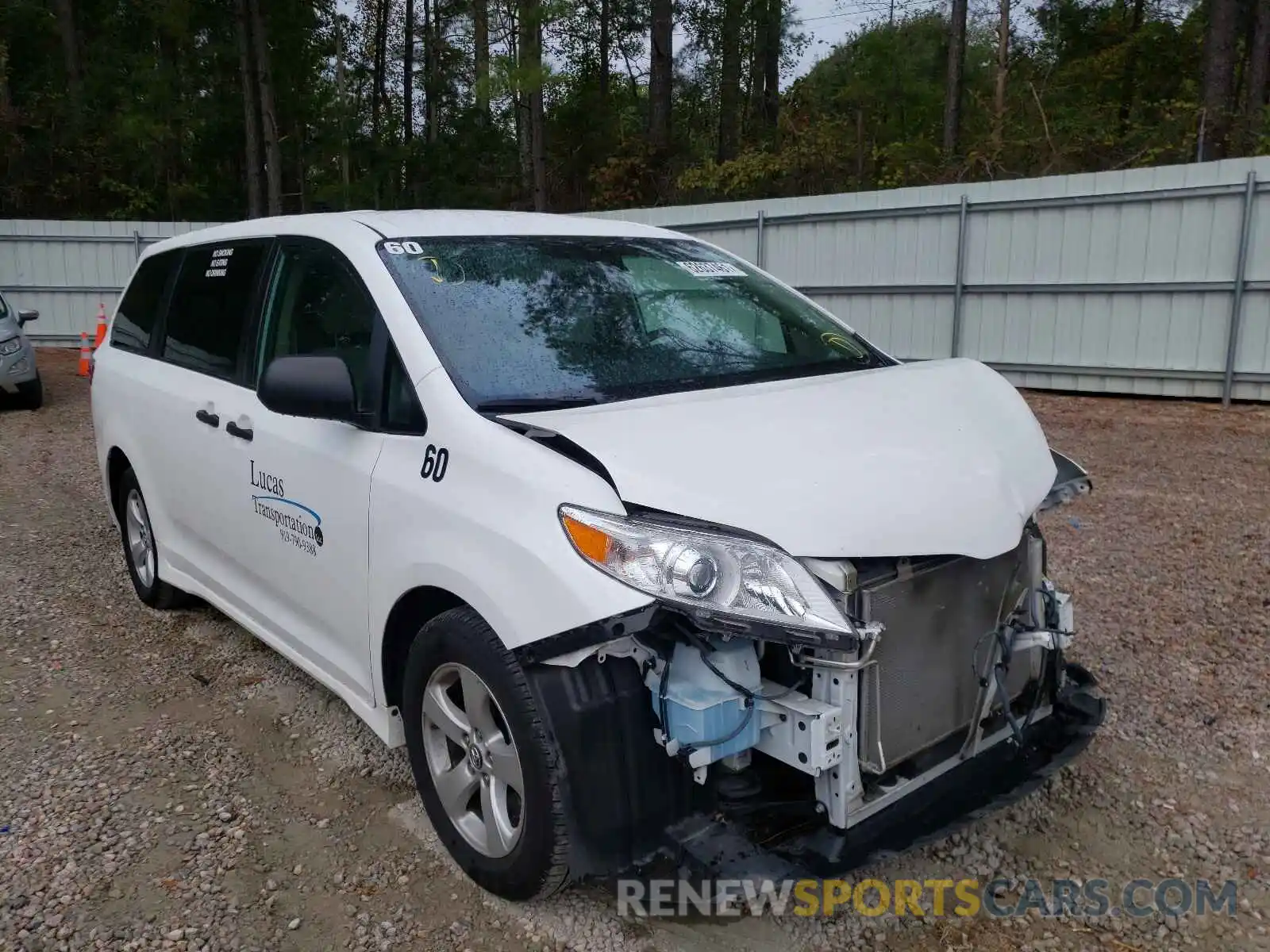 1 Photograph of a damaged car 5TDZZ3DC8LS030481 TOYOTA SIENNA 2020