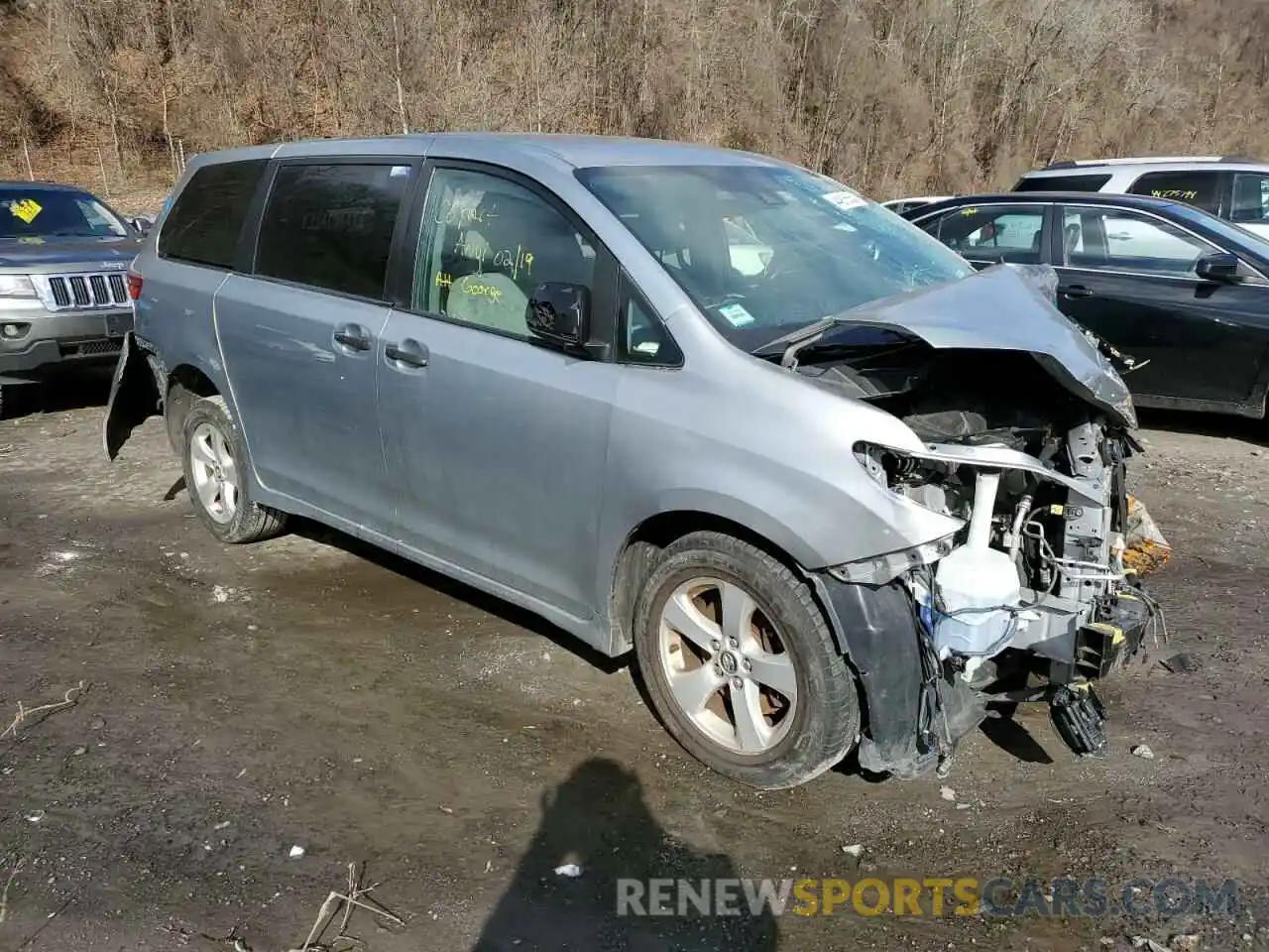 4 Фотография поврежденного автомобиля 5TDZZ3DC9LS033826 TOYOTA SIENNA 2020