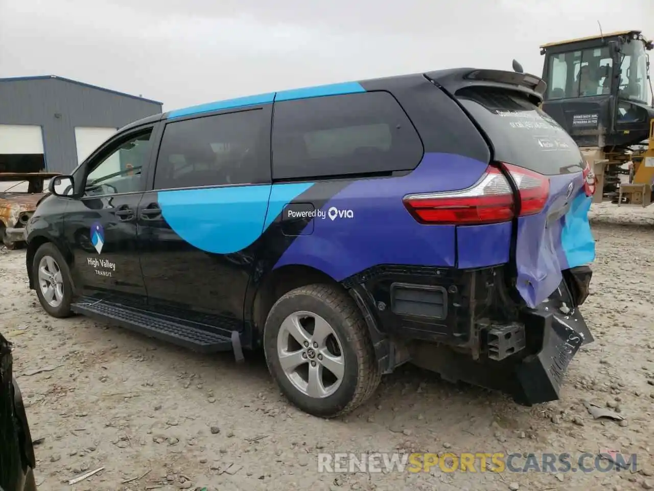 3 Photograph of a damaged car 5TDZZ3DC9LS088096 TOYOTA SIENNA 2020