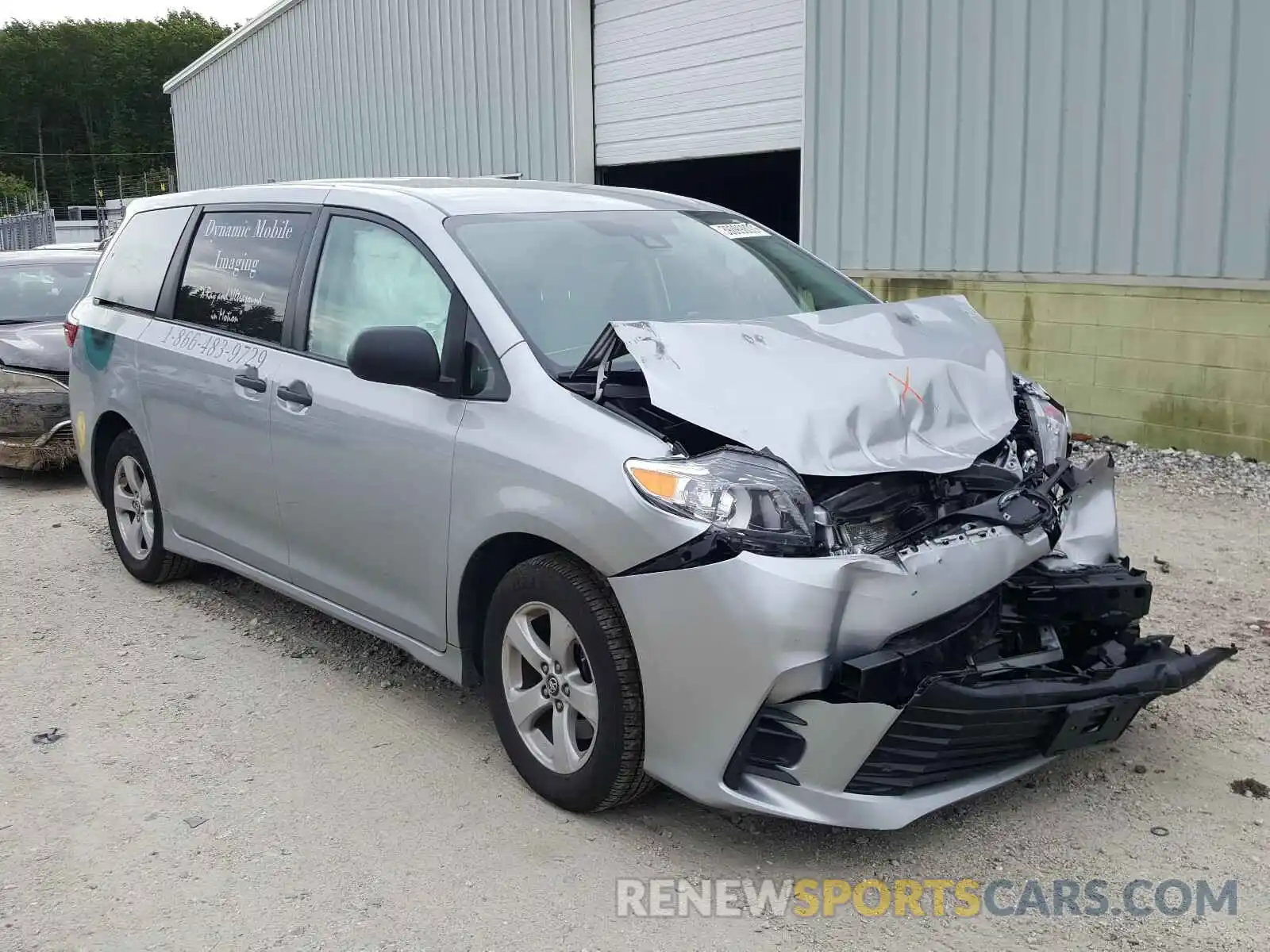 1 Photograph of a damaged car 5TDZZ3DCXLS033060 TOYOTA SIENNA 2020