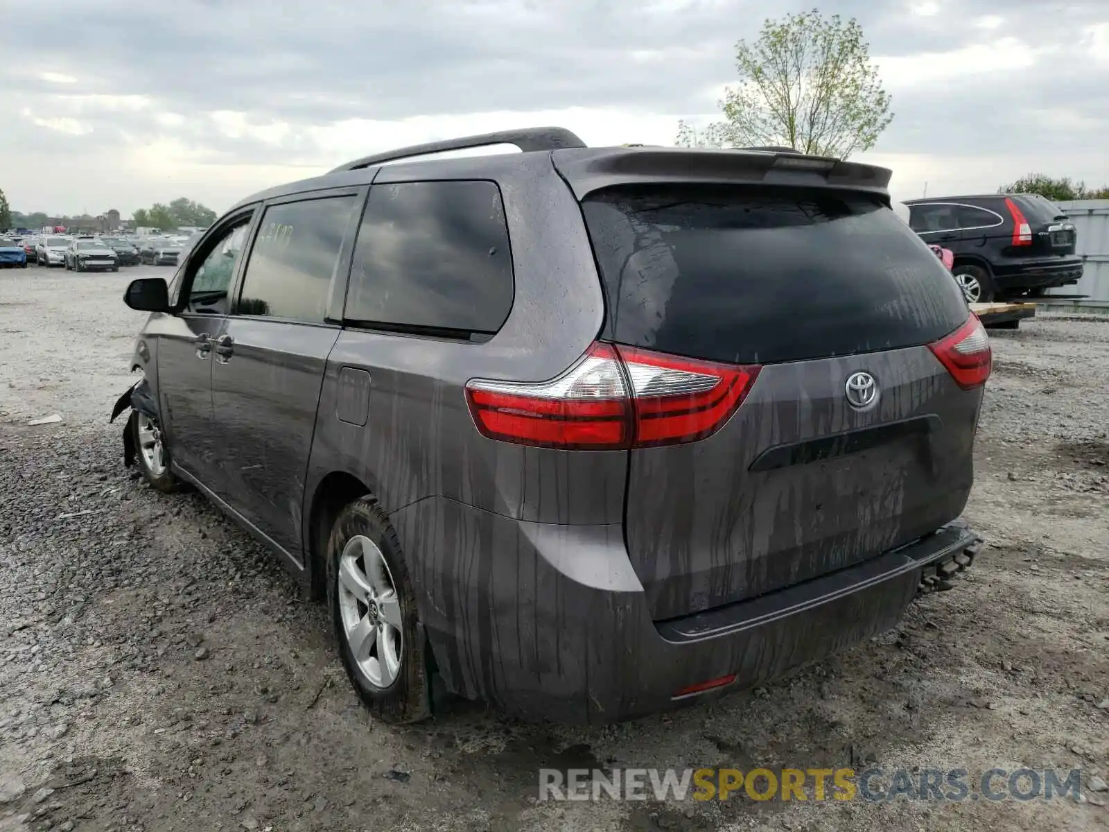 3 Фотография поврежденного автомобиля 5TDZZ3DCXLS040073 TOYOTA SIENNA 2020