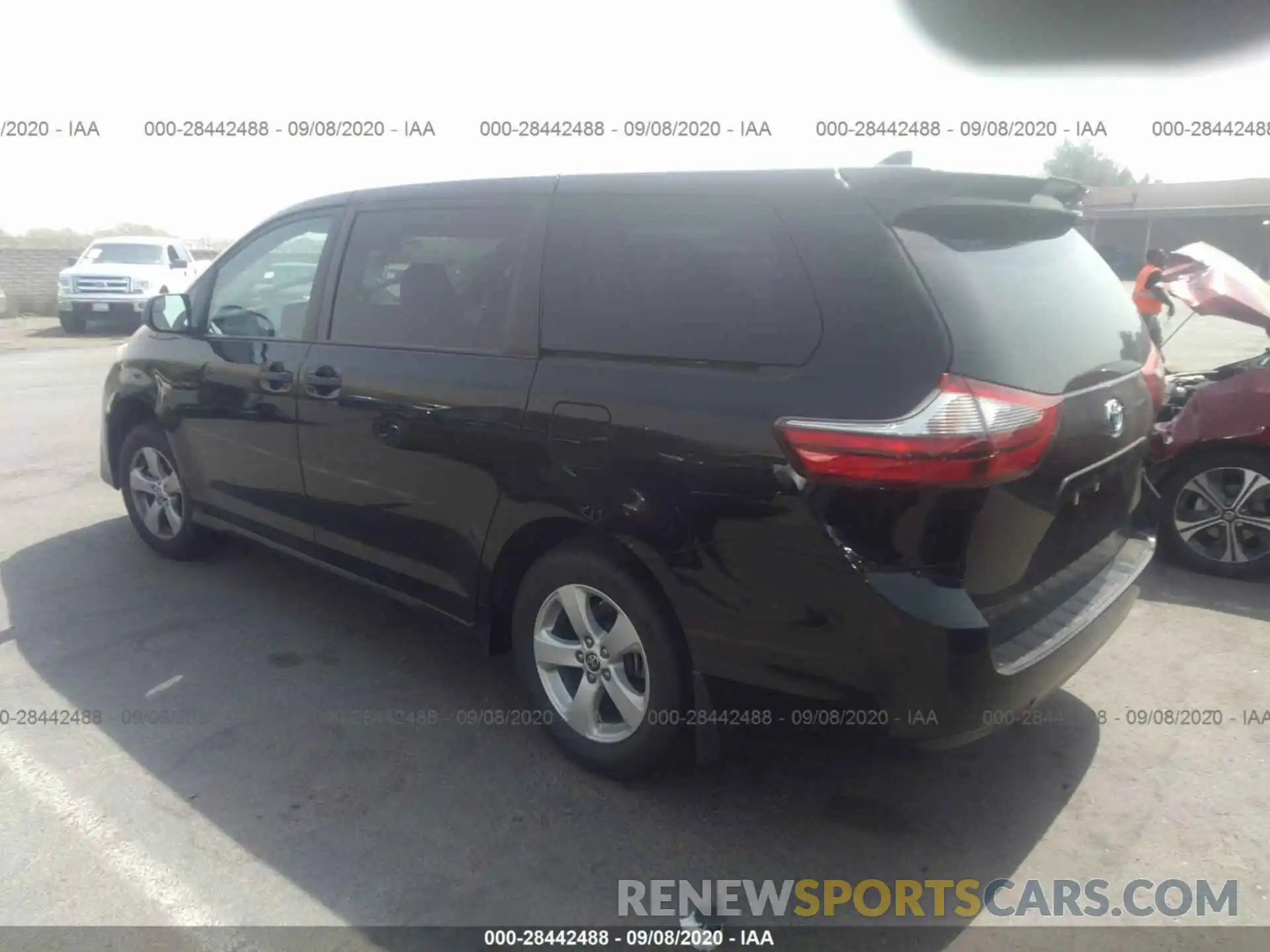 3 Photograph of a damaged car 5TDZZ3DCXLS071355 TOYOTA SIENNA 2020