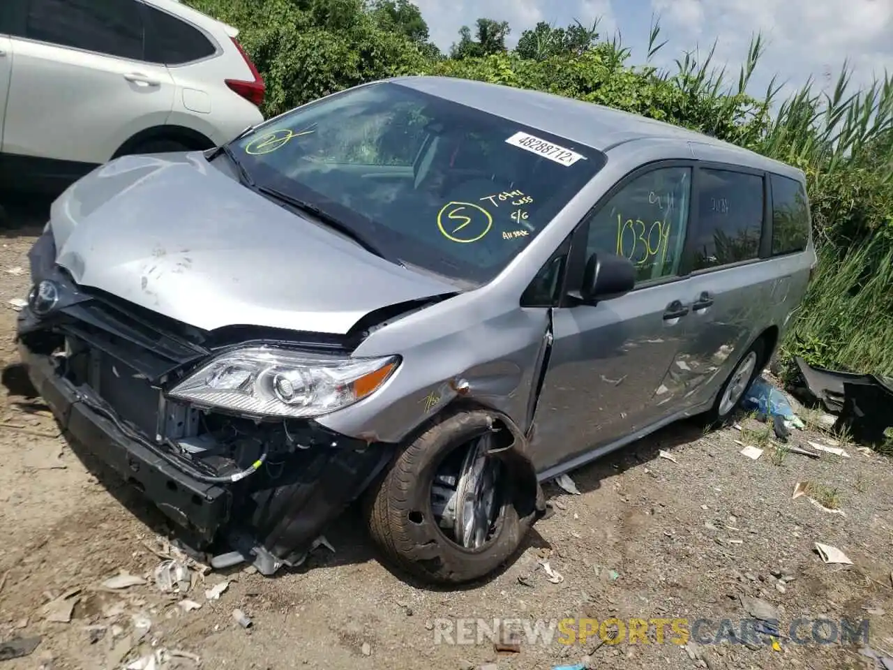 2 Photograph of a damaged car 5TDZZ3DCXLS085188 TOYOTA SIENNA 2020