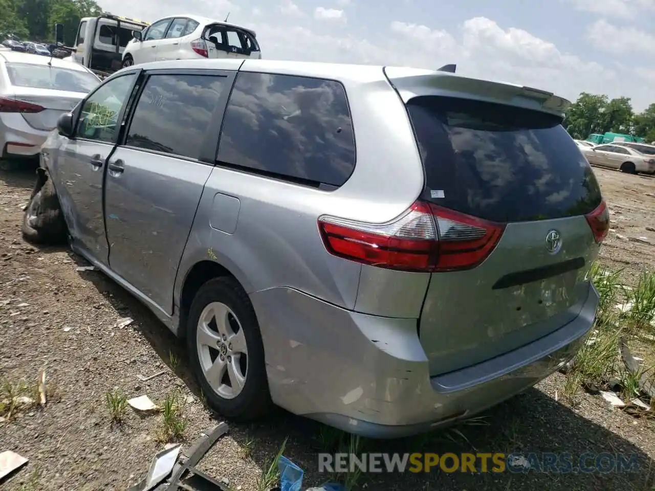 3 Photograph of a damaged car 5TDZZ3DCXLS085188 TOYOTA SIENNA 2020