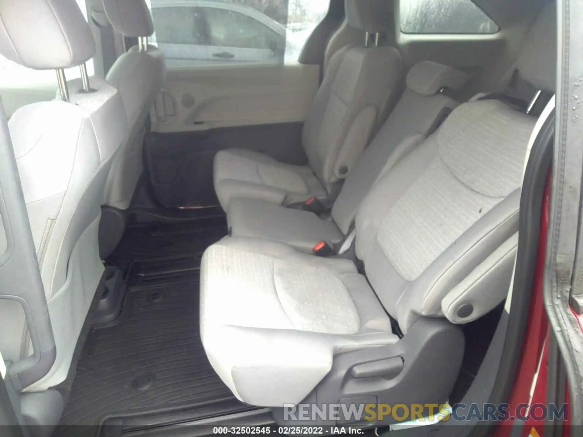 8 Фотография поврежденного автомобиля 5TDBRKEC0MS012245 TOYOTA SIENNA 2021