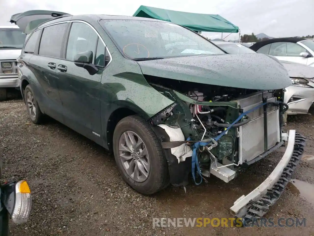 1 Photograph of a damaged car 5TDBRKEC3MS008626 TOYOTA SIENNA 2021