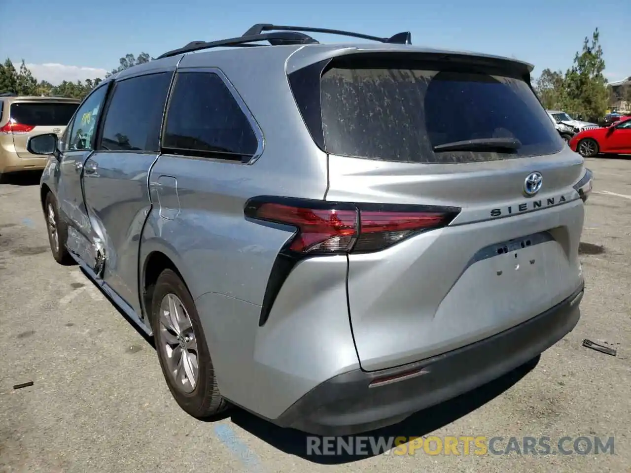 3 Photograph of a damaged car 5TDBRKEC3MS029895 TOYOTA SIENNA 2021