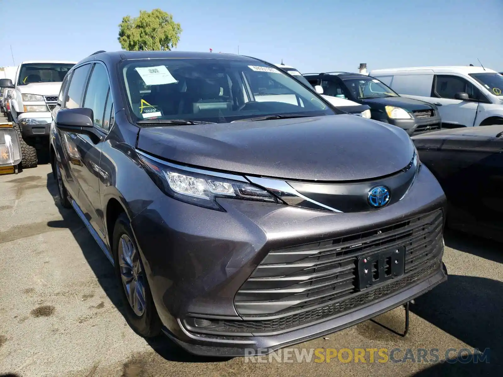 1 Photograph of a damaged car 5TDBRKEC8MS039760 TOYOTA SIENNA 2021