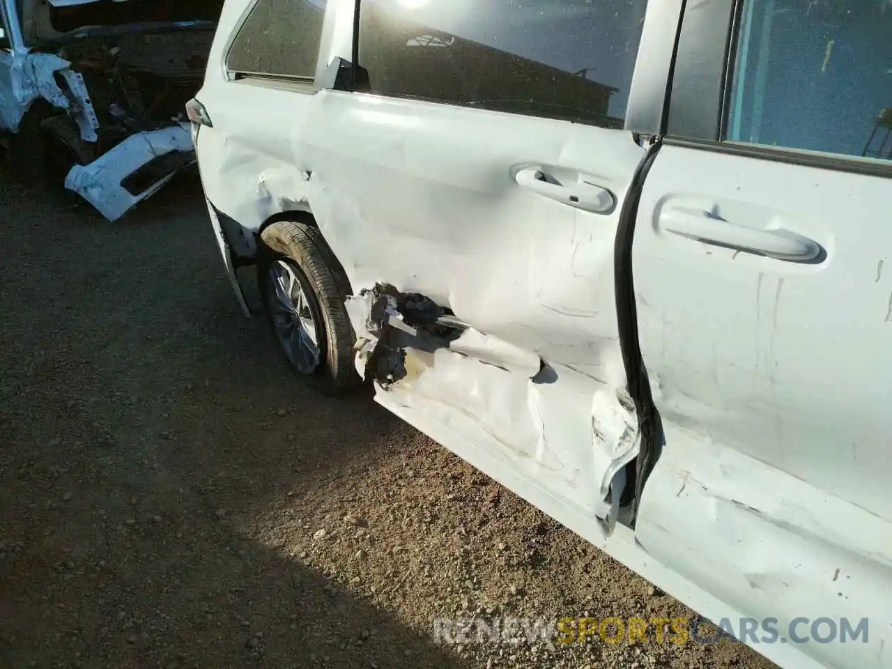 9 Фотография поврежденного автомобиля 5TDBRKEC8MS064061 TOYOTA SIENNA 2021