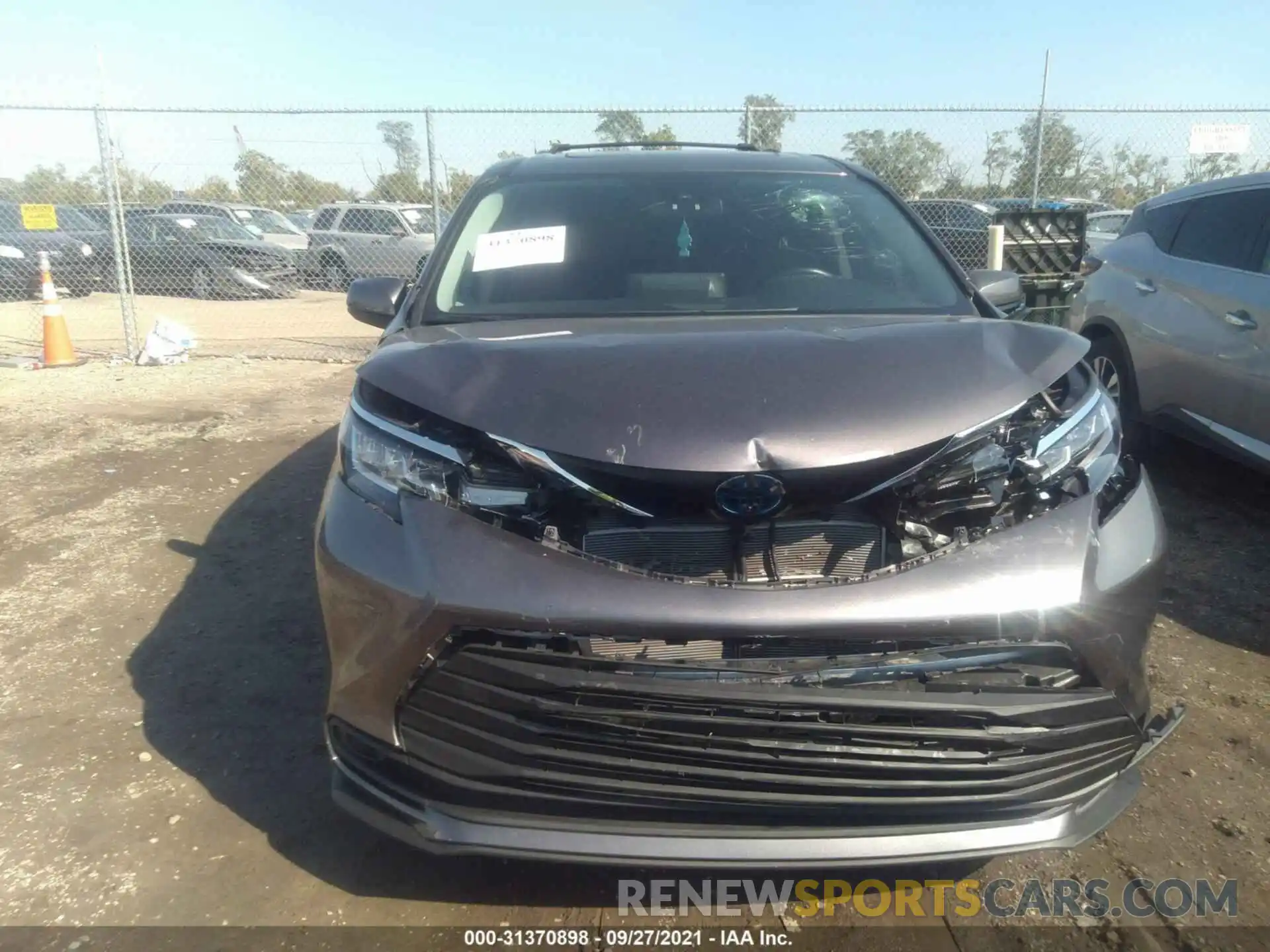 6 Photograph of a damaged car 5TDBRKEC9MS010574 TOYOTA SIENNA 2021