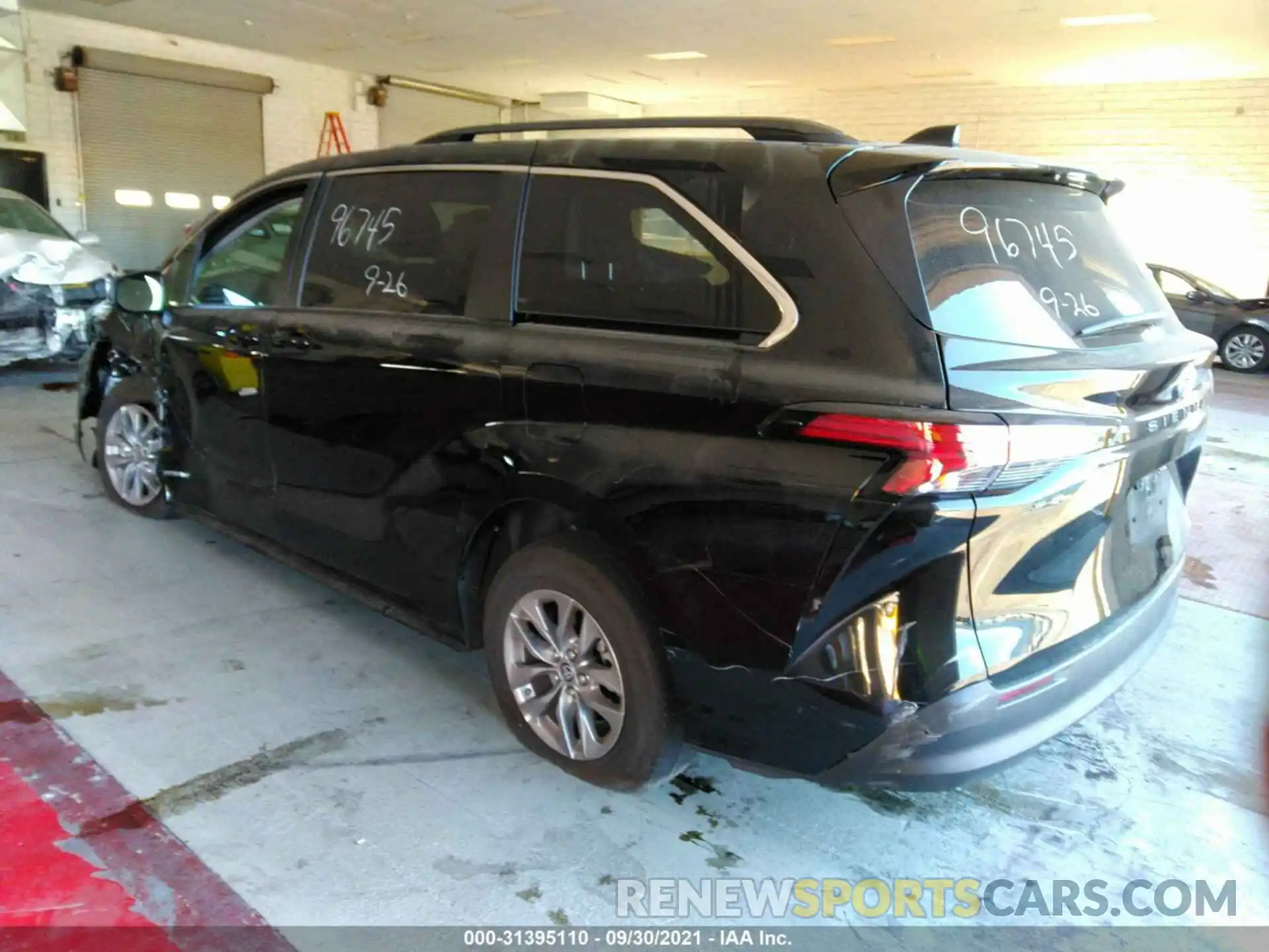 3 Photograph of a damaged car 5TDBRKECXMS018490 TOYOTA SIENNA 2021