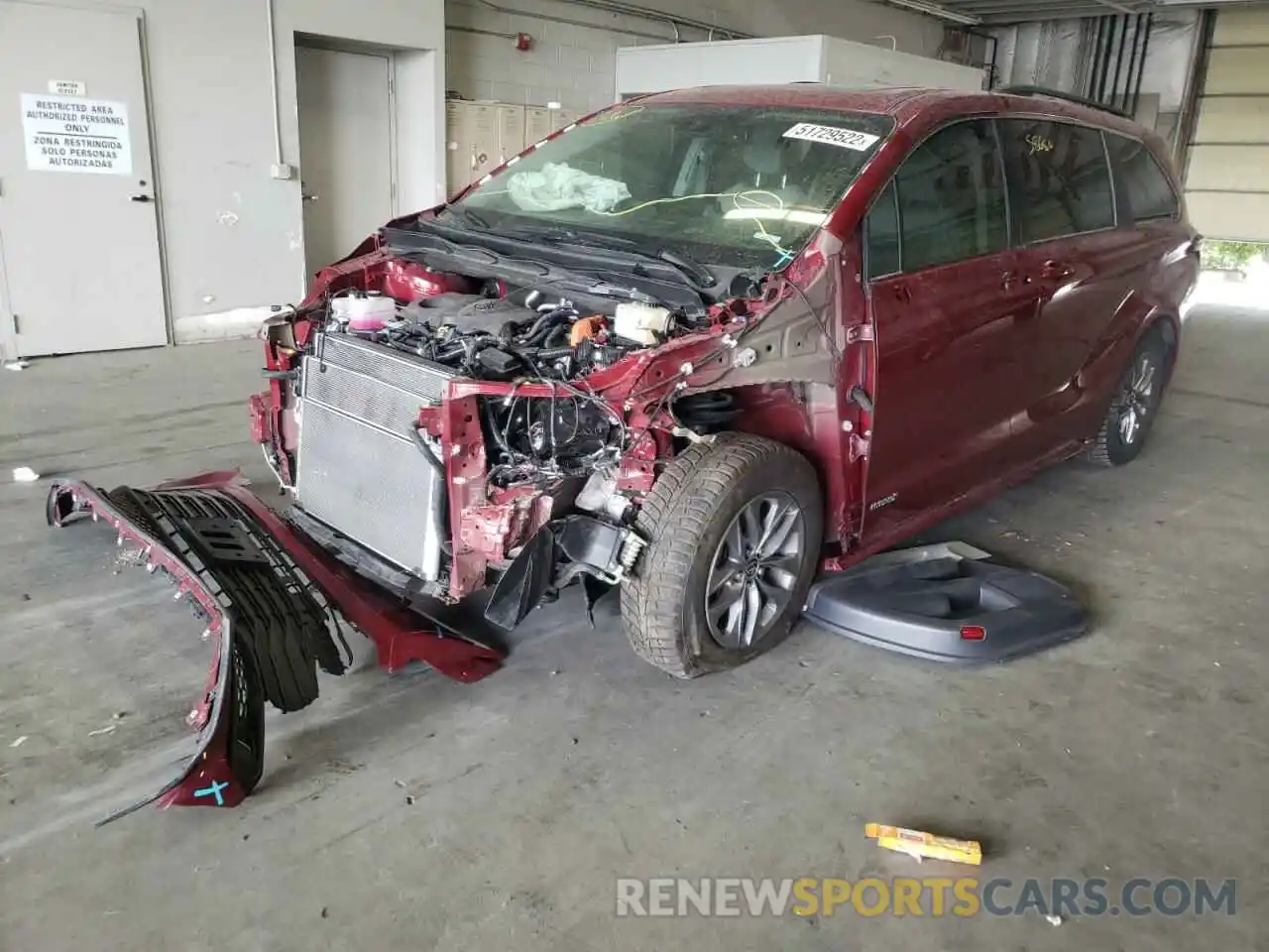 2 Photograph of a damaged car 5TDBSKFC0MS020350 TOYOTA SIENNA 2021