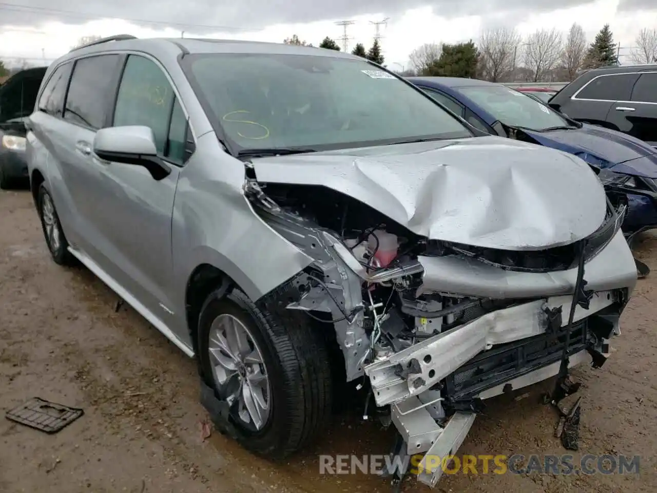 1 Photograph of a damaged car 5TDBSKFC0MS026231 TOYOTA SIENNA 2021