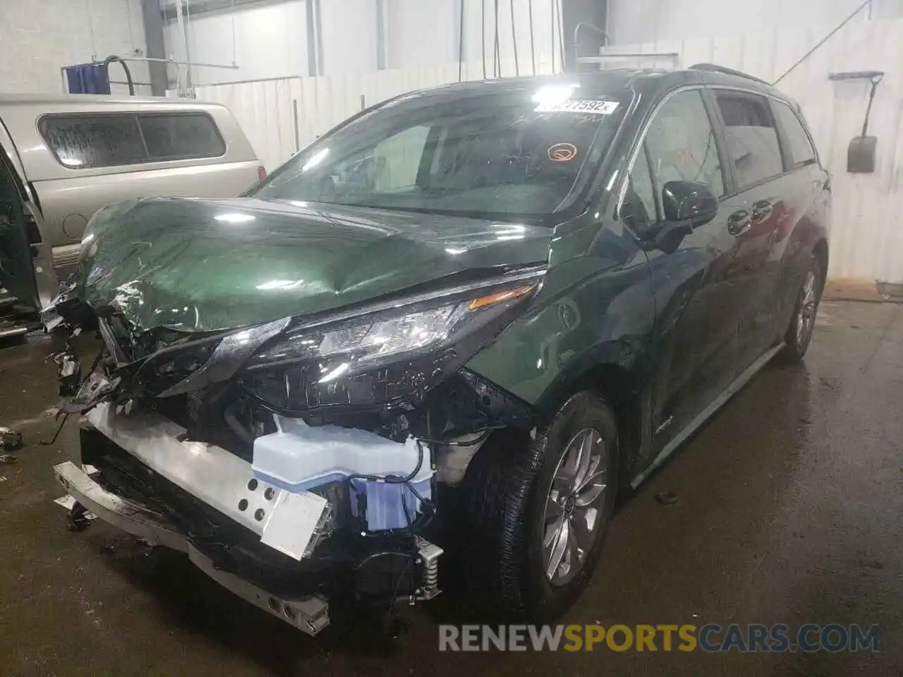 2 Photograph of a damaged car 5TDBSKFC1MS007574 TOYOTA SIENNA 2021