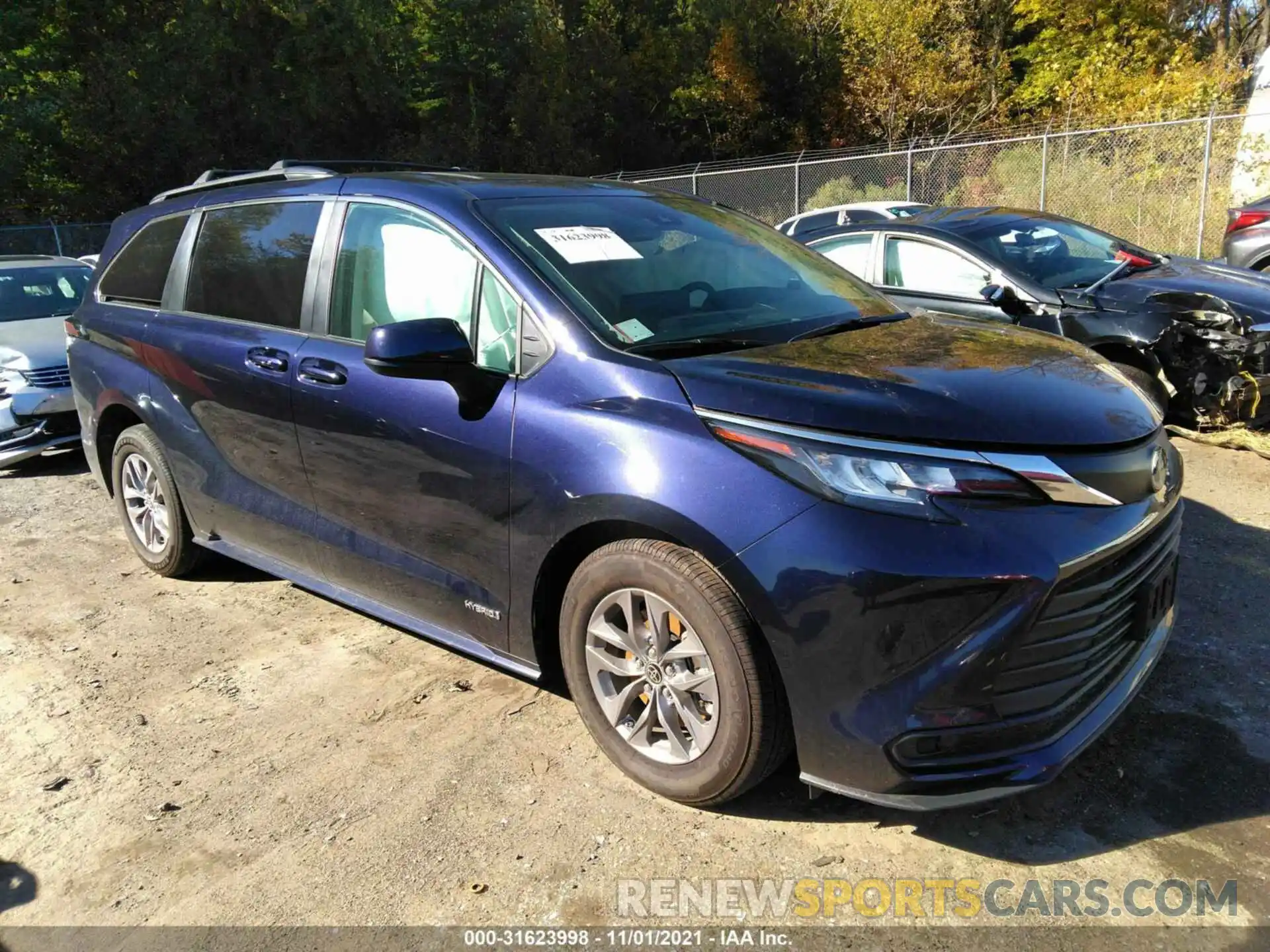 1 Photograph of a damaged car 5TDBSKFC1MS021202 TOYOTA SIENNA 2021